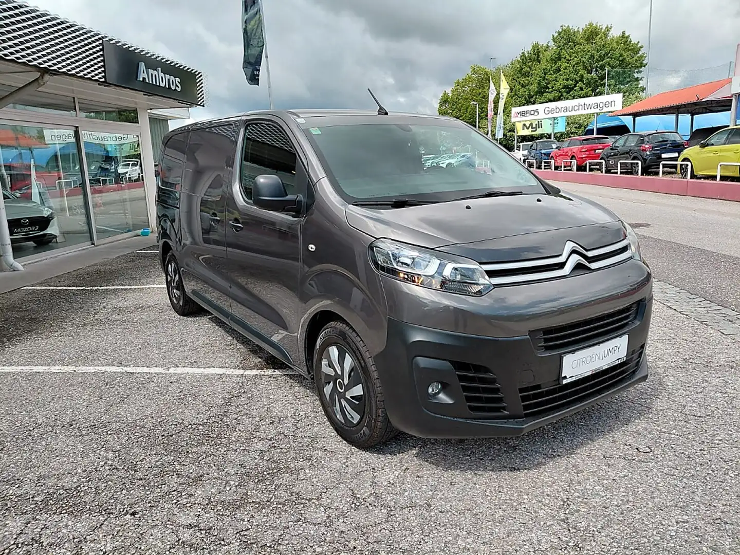 Citroen Jumpy BlueHDi 120 S&S 6-Gang M Komfort Plus Grau - 1
