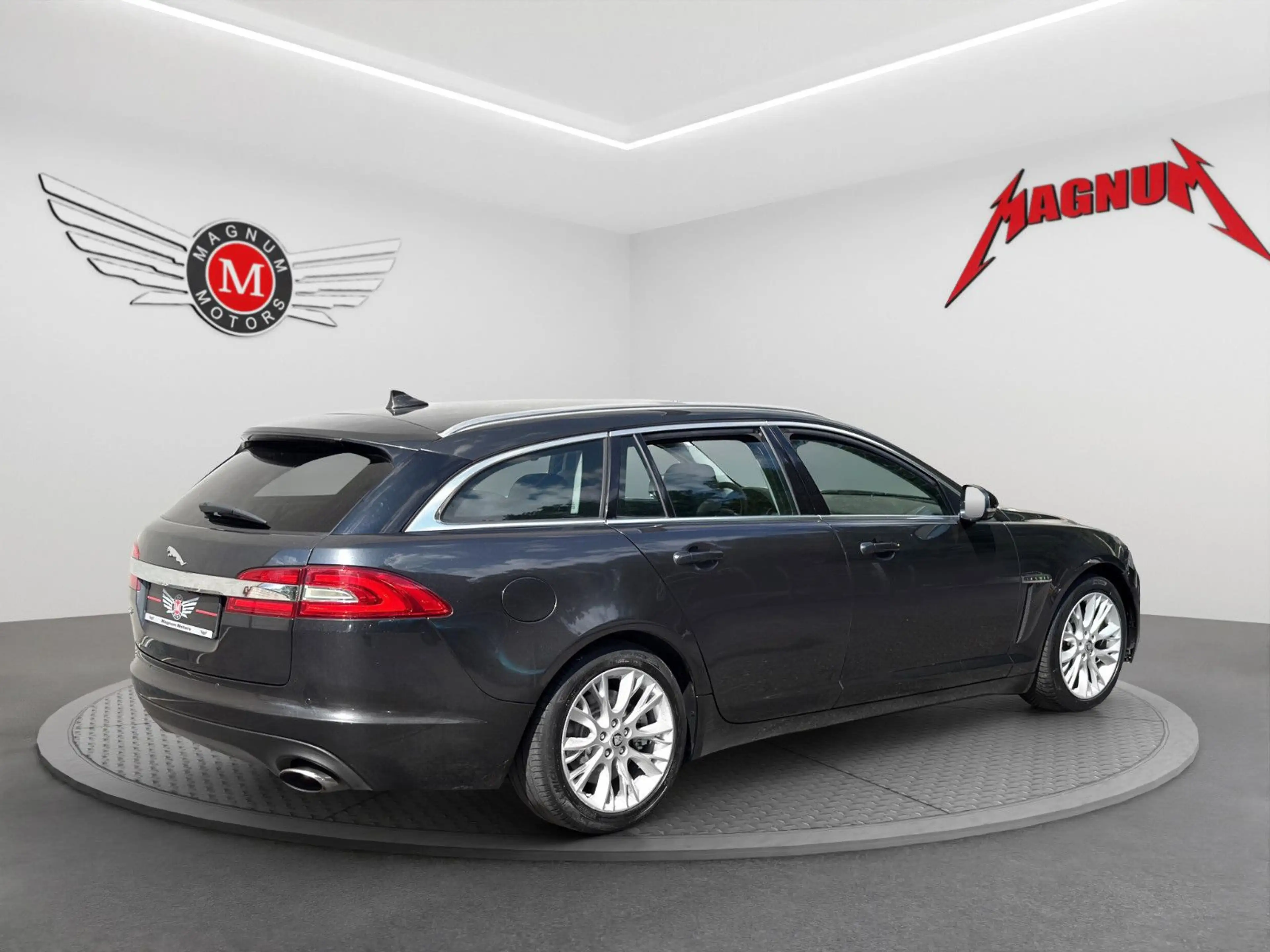 Jaguar XF SB 2.2 D *Aut.*Leder*Bi-Xenon*Navi* — photo 5