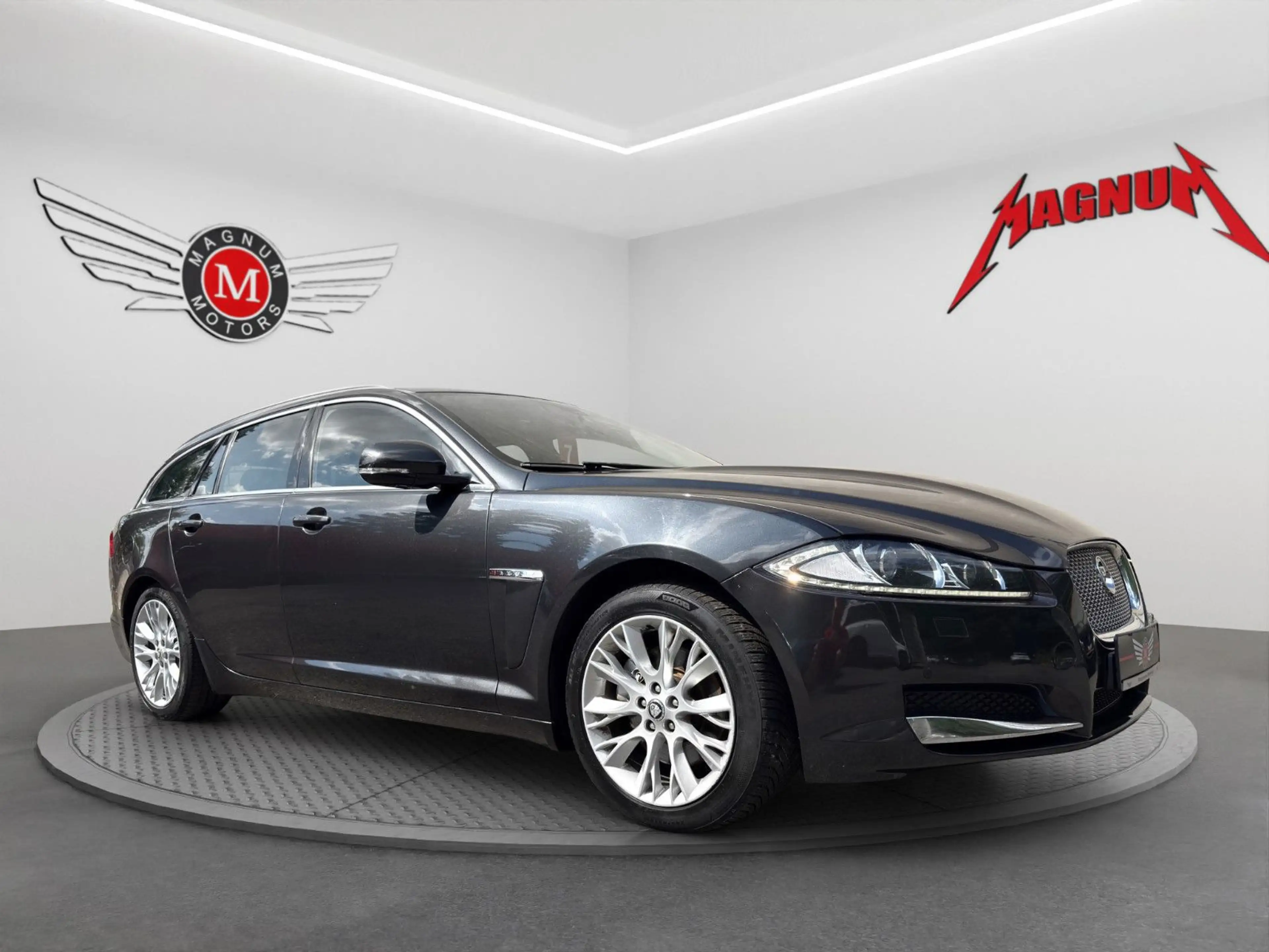 Jaguar XF SB 2.2 D *Aut.*Leder*Bi-Xenon*Navi* — photo 3