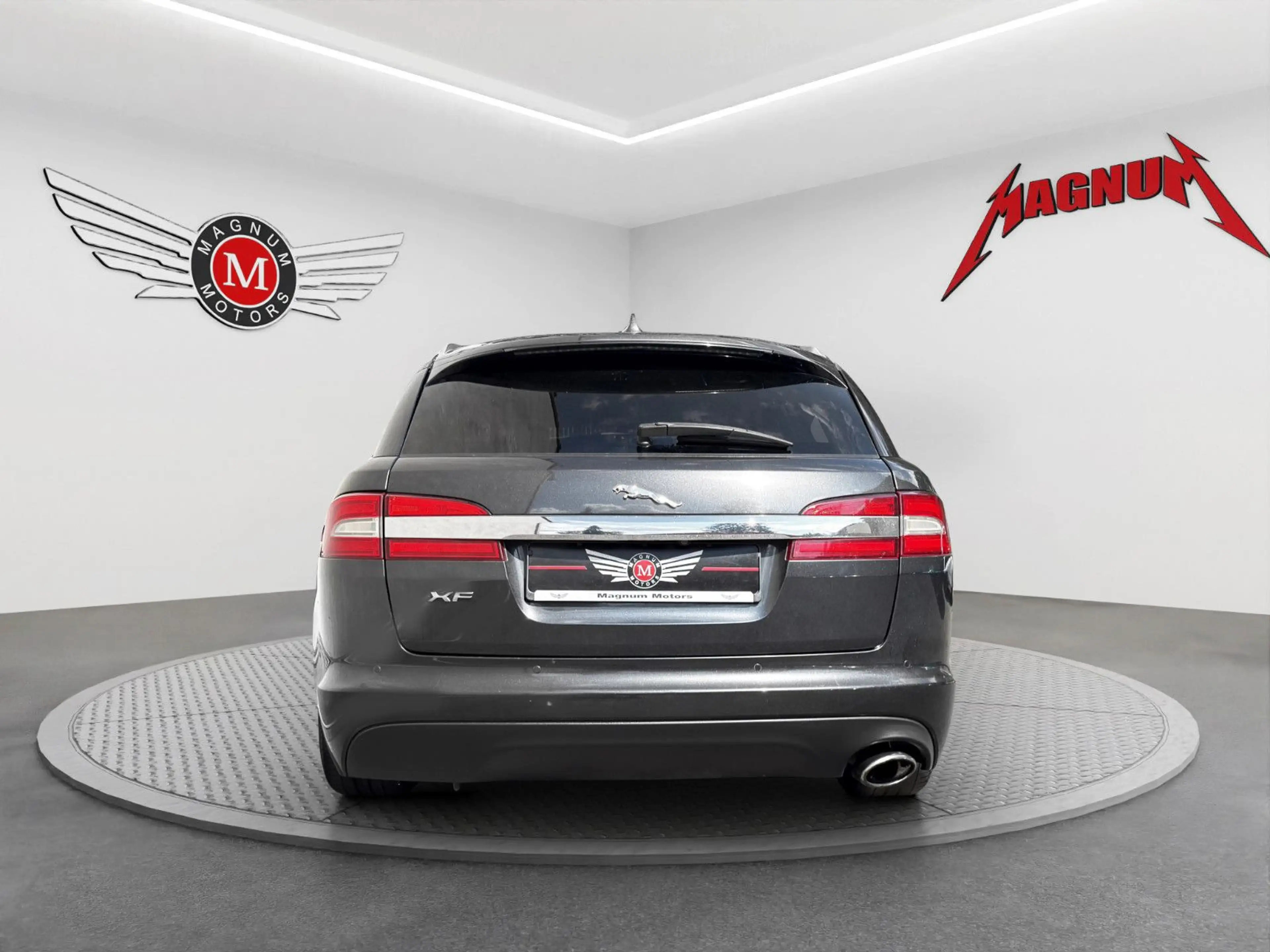 Jaguar XF SB 2.2 D *Aut.*Leder*Bi-Xenon*Navi* — photo 9