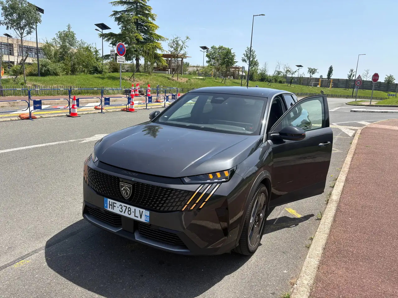 Peugeot 3008 3008 Plug-In Hybrid — photo 3