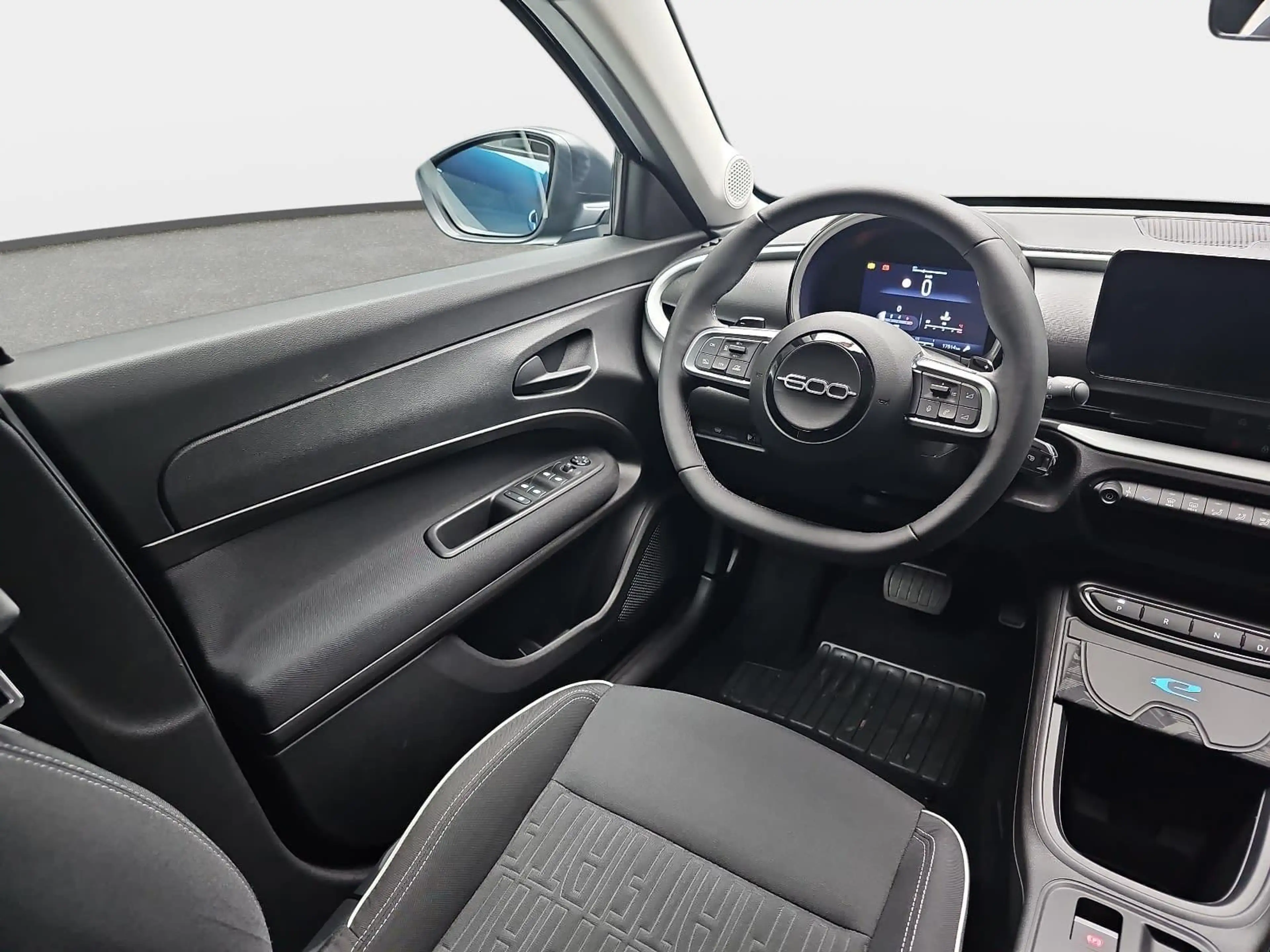 Fiat 600 600 1.2 T3 HYBRID DCT 125-JAHRE-EDITION — photo 9