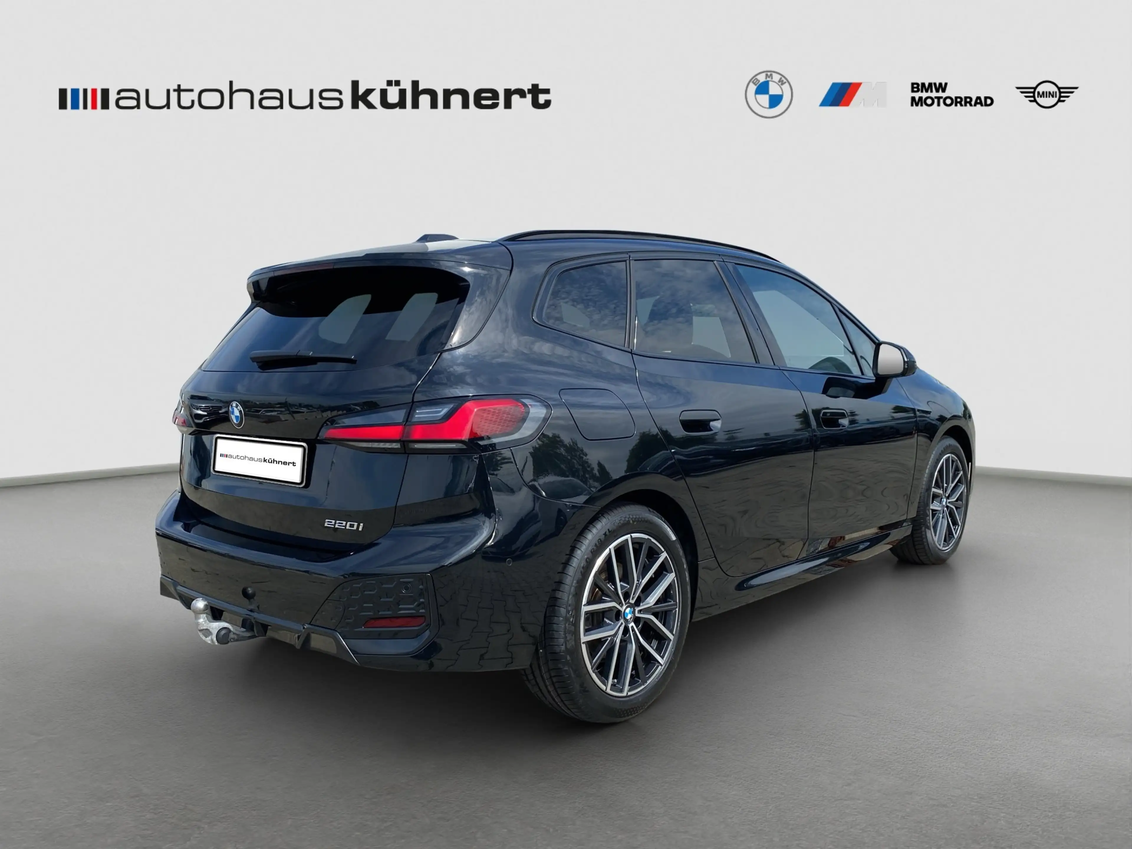 BMW 220 220i Active Tourer ///M-Sport ACC PanoSD AHK — photo 7