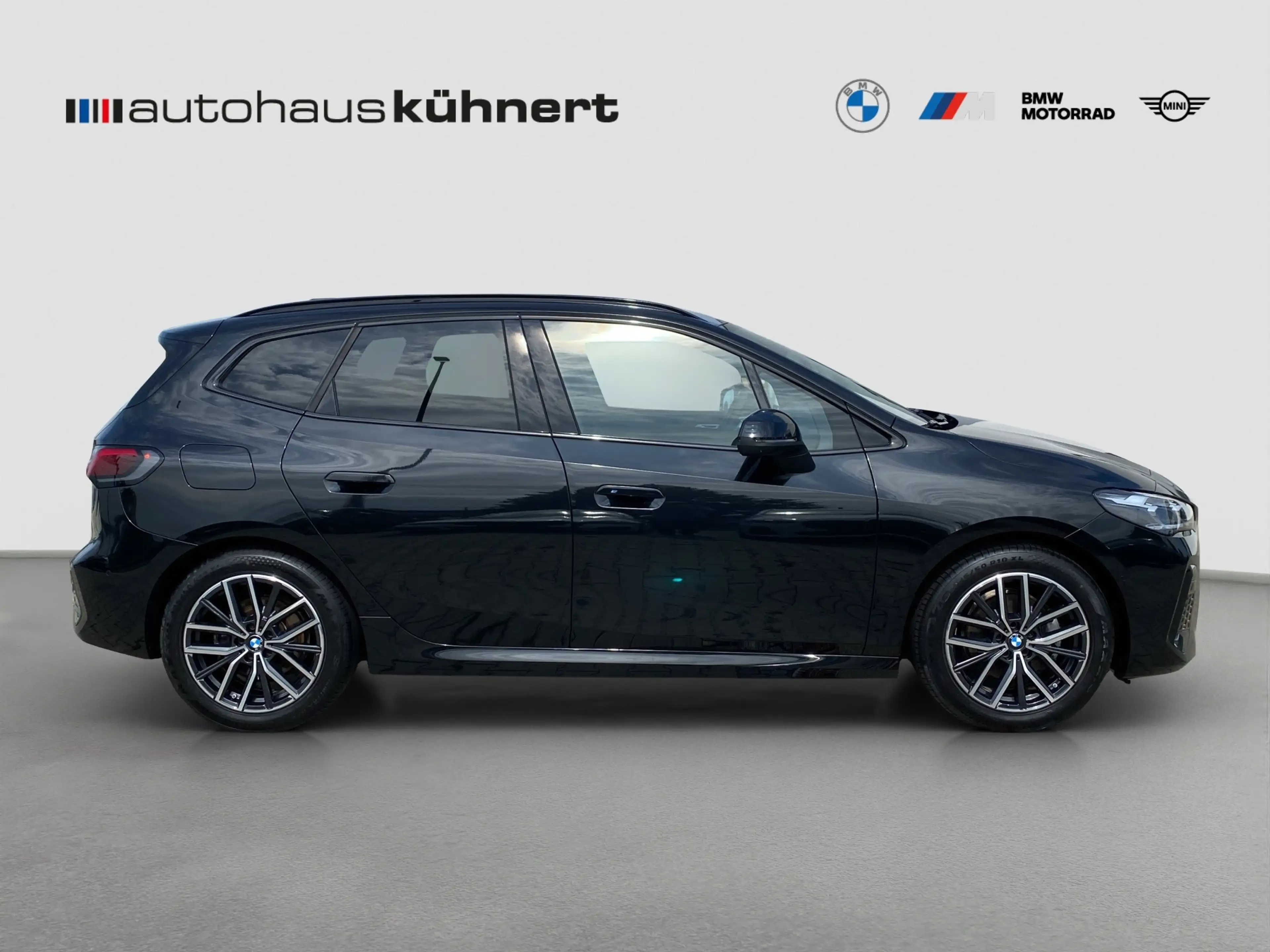 BMW 220 220i Active Tourer ///M-Sport ACC PanoSD AHK — photo 8
