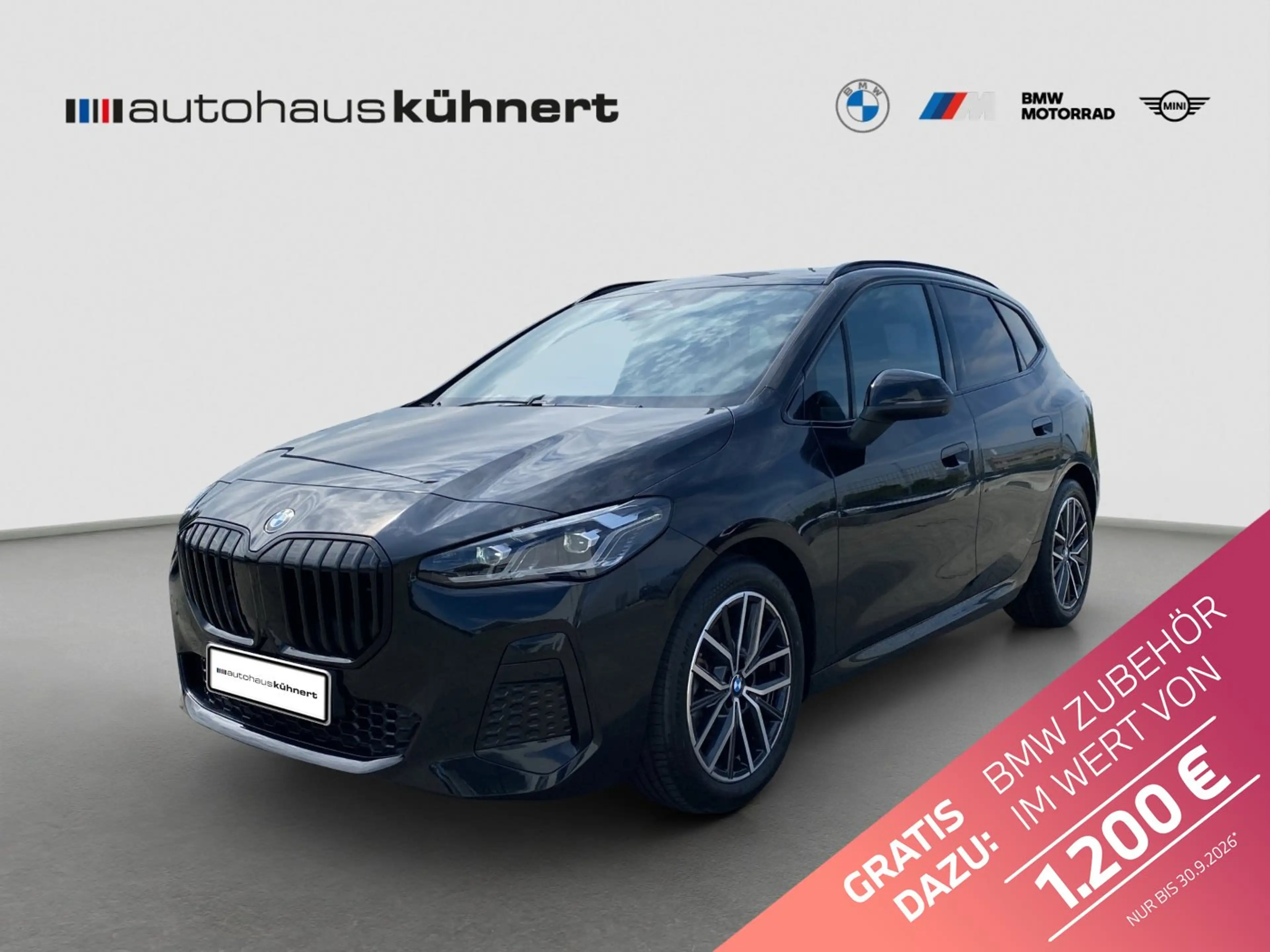 BMW 220 220i Active Tourer ///M-Sport ACC PanoSD AHK