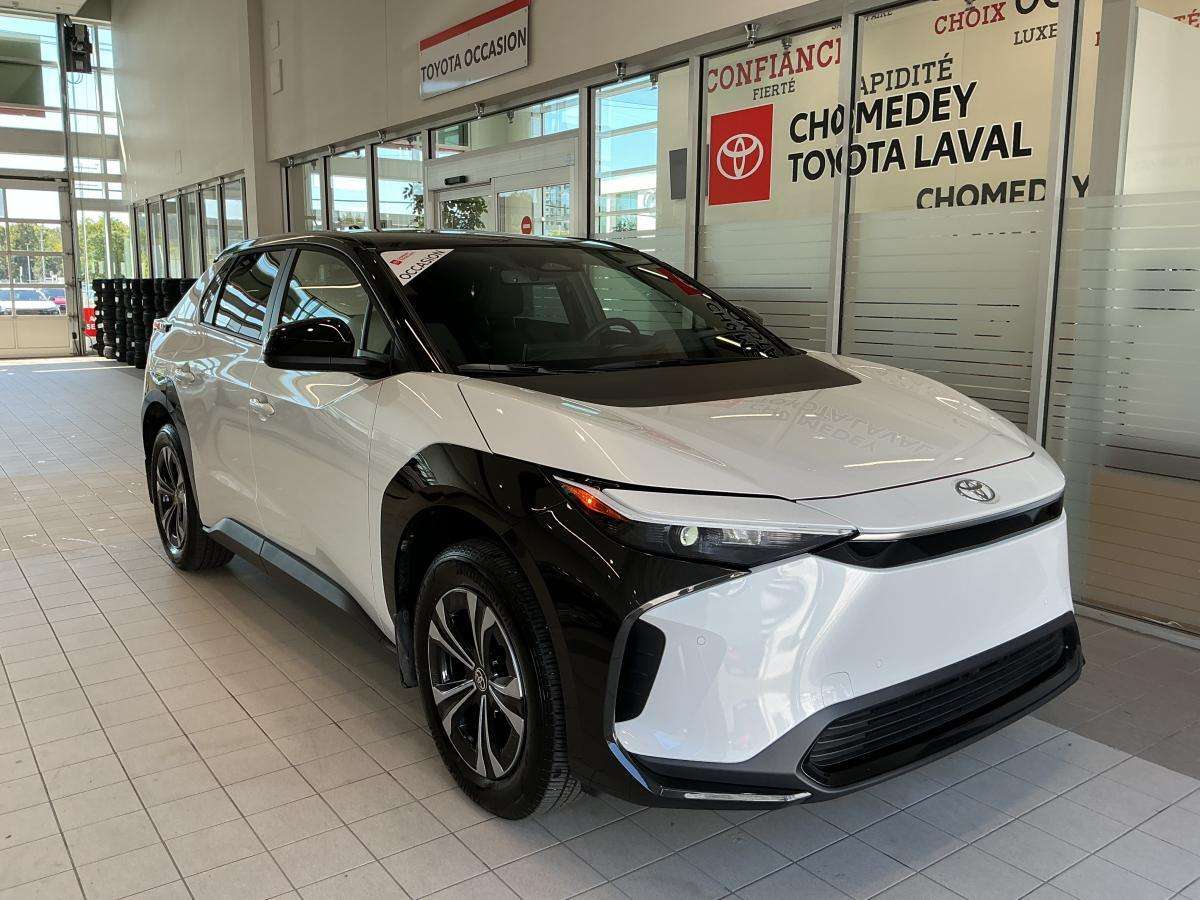 2025 Toyota bZ4X XLE TI EV AWD 214hp 367km 12.3po CarPlay Android C