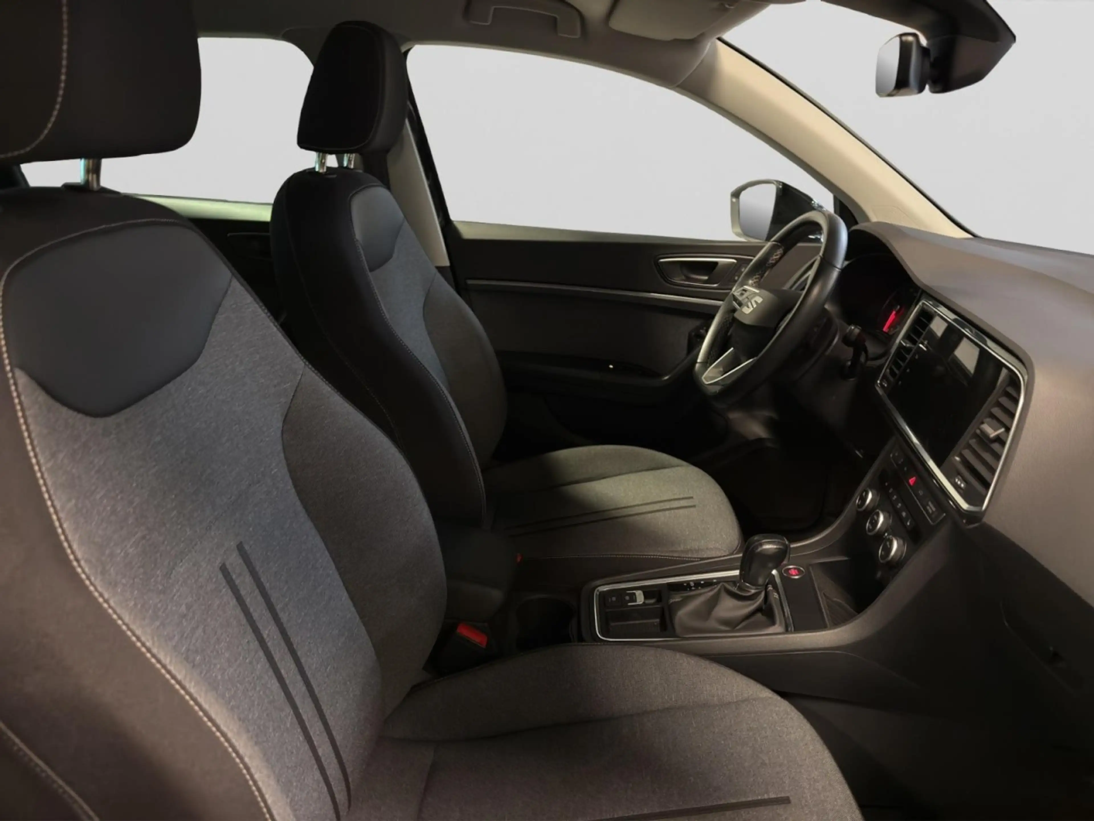 SEAT Ateca Style 1.5 TSI Edition Navi, AHK, SHZ Klima Navi — photo 15