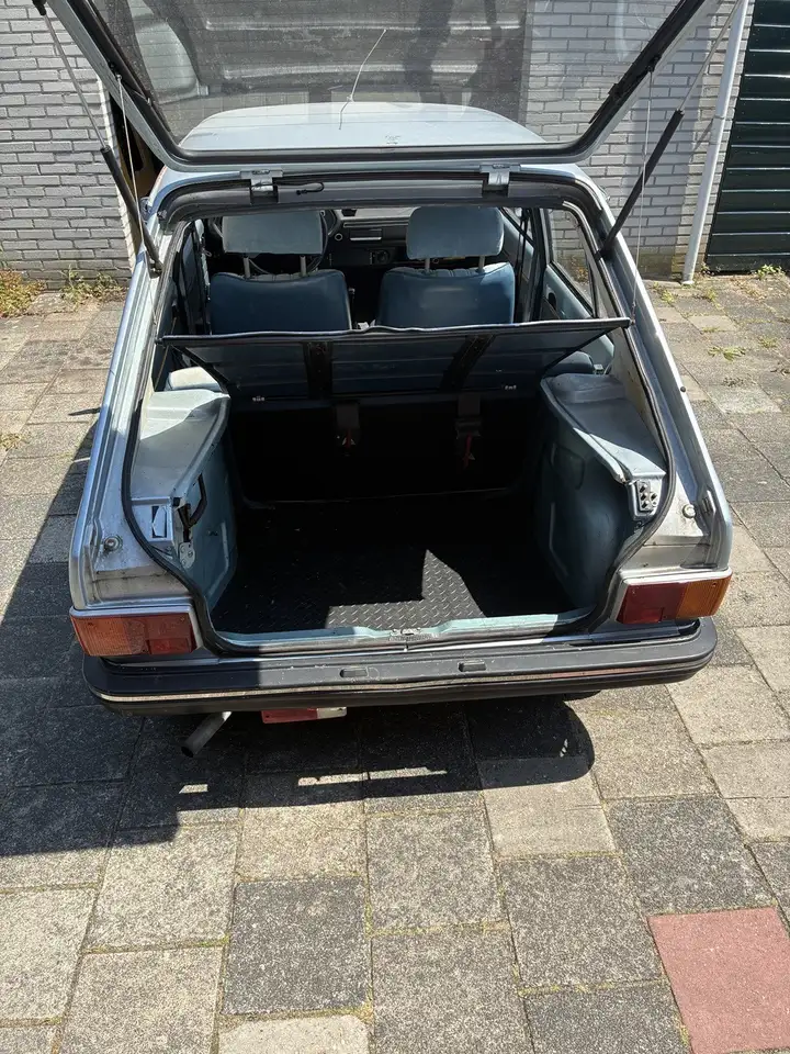 Peugeot 104 GR met extra onderdelen - voor de liefhebber, foto 11