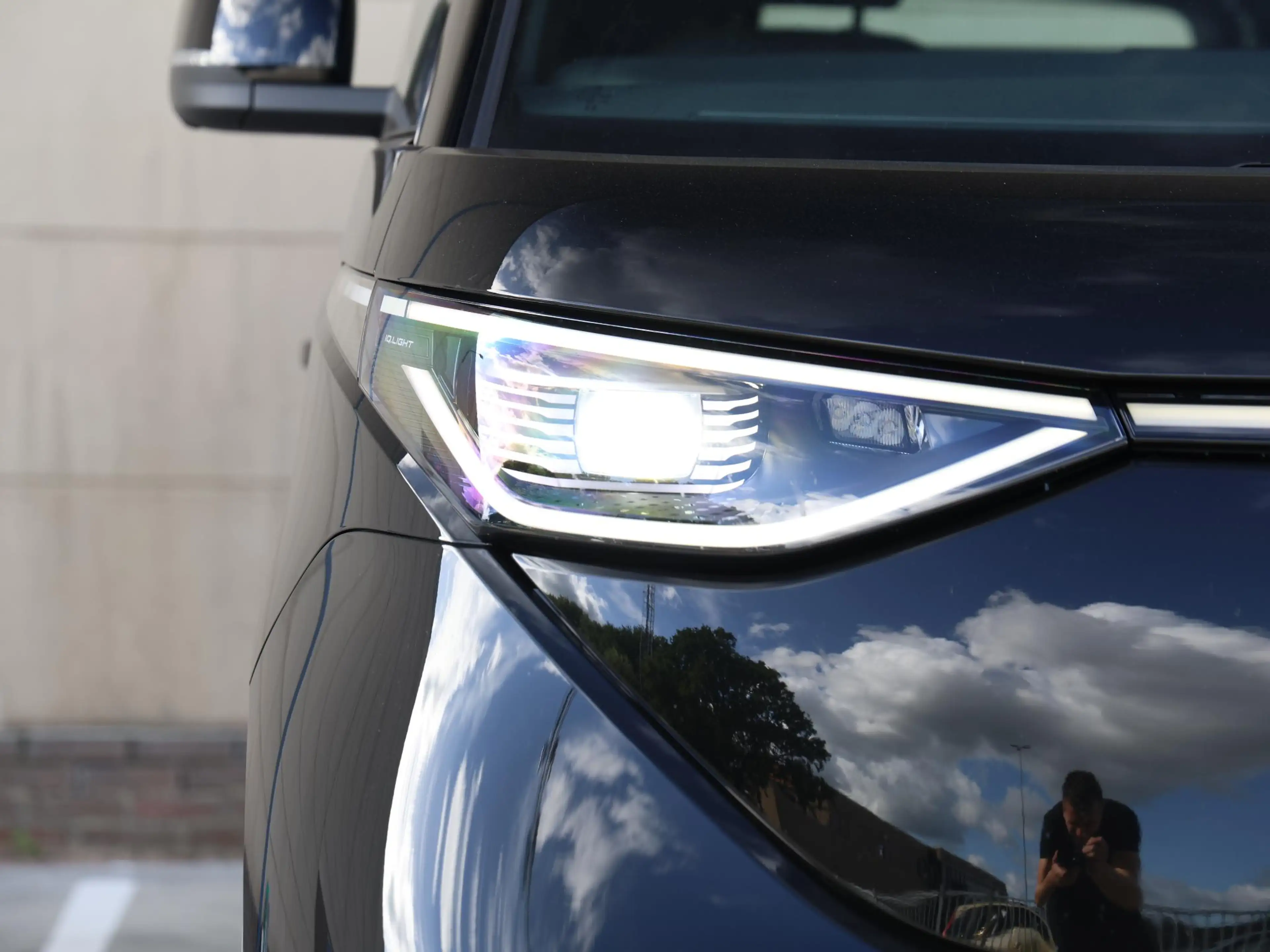 Volkswagen ID. Buzz Cargo Bulli Limited Edition Elektromotor 210 kW (286 pk) — photo 13