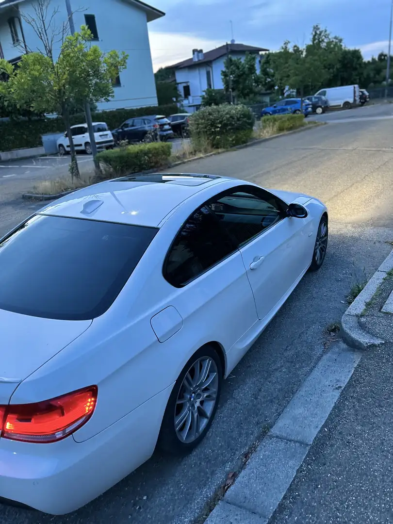 BMW seria 3 coupe M sport Alb - 2