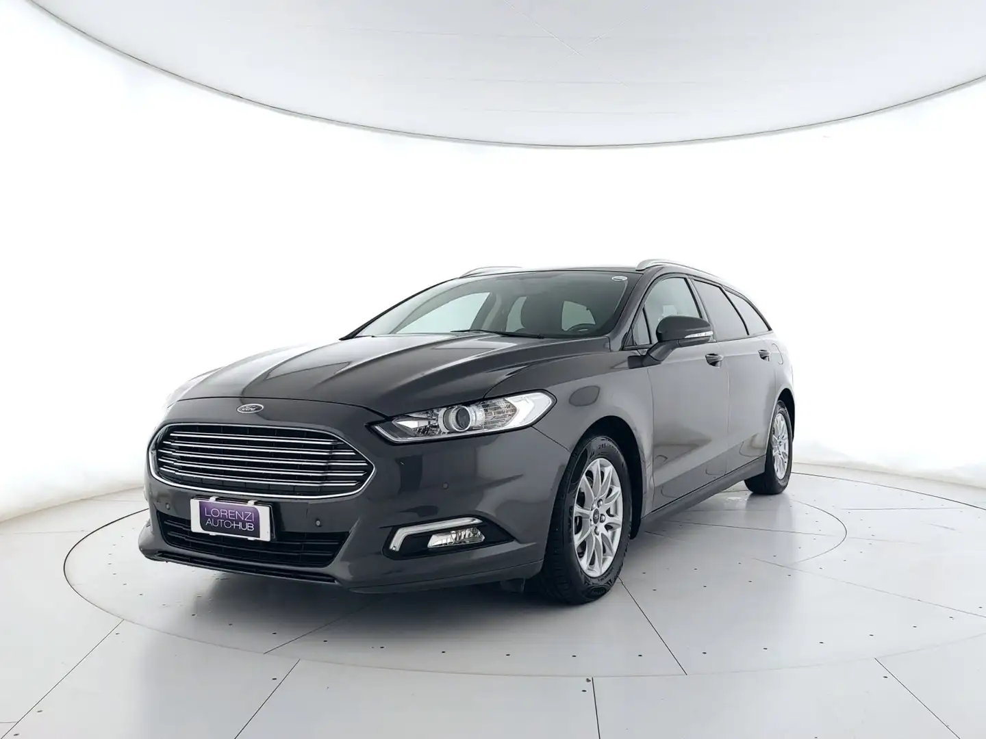 Ford Mondeo SW 2.0 tdci ST-Line Business s&s 150cv powershift Grigio - 2