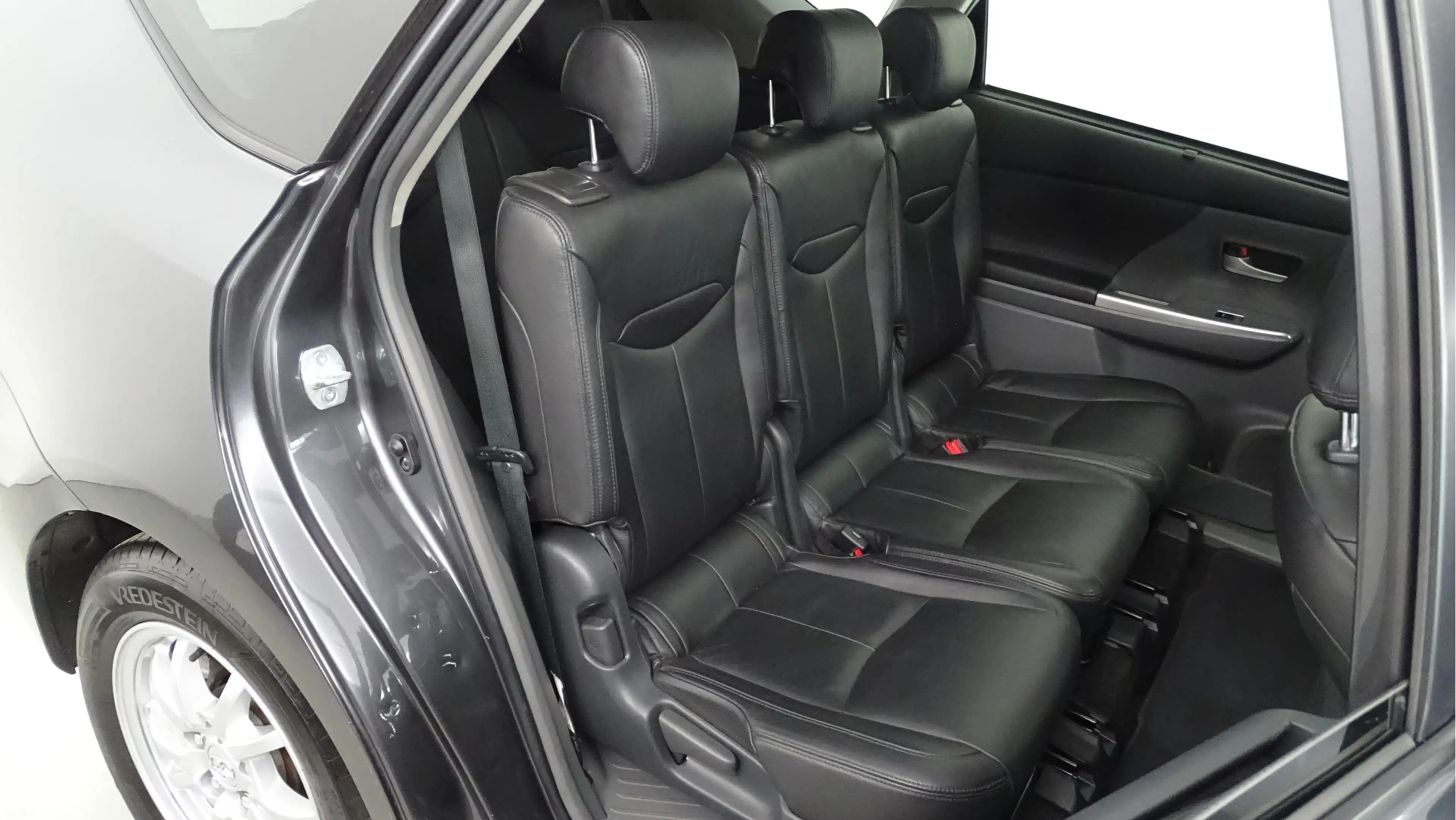 Toyota Prius+ 1.8 Business Plus-LEDER-7 Zits-Panoramadak trekhaa — photo 9
