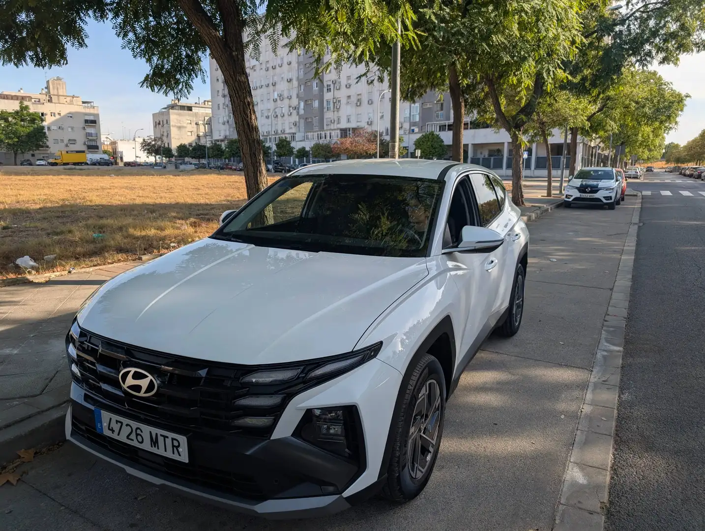Hyundai TUCSON Tucson 1.6 T PHEV 4x2 Klass Klass Blanco - 1