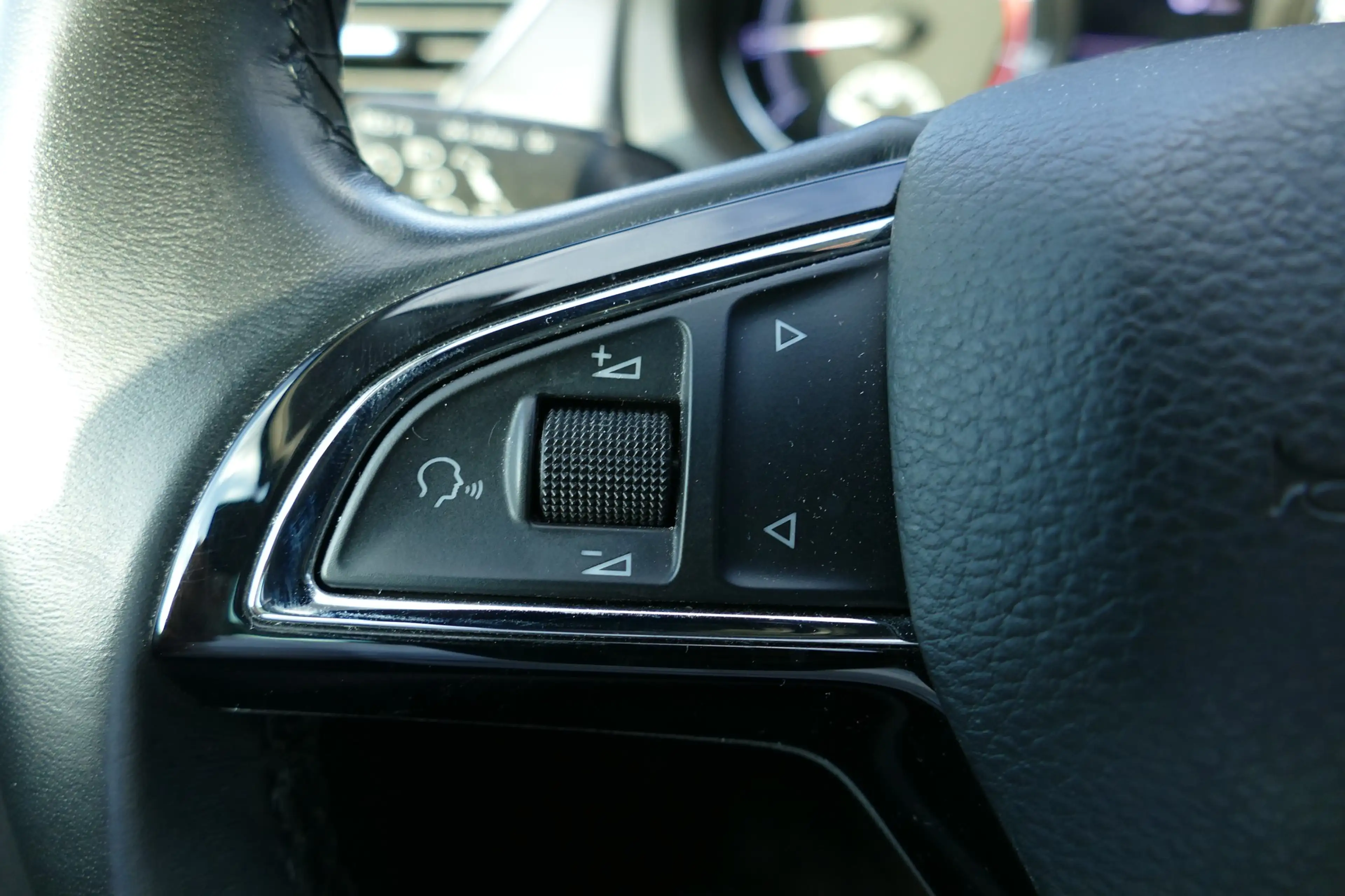 Skoda Rapid/Spaceback Rapid 1.0 Tempomat Sitzheizung Klima — photo 9