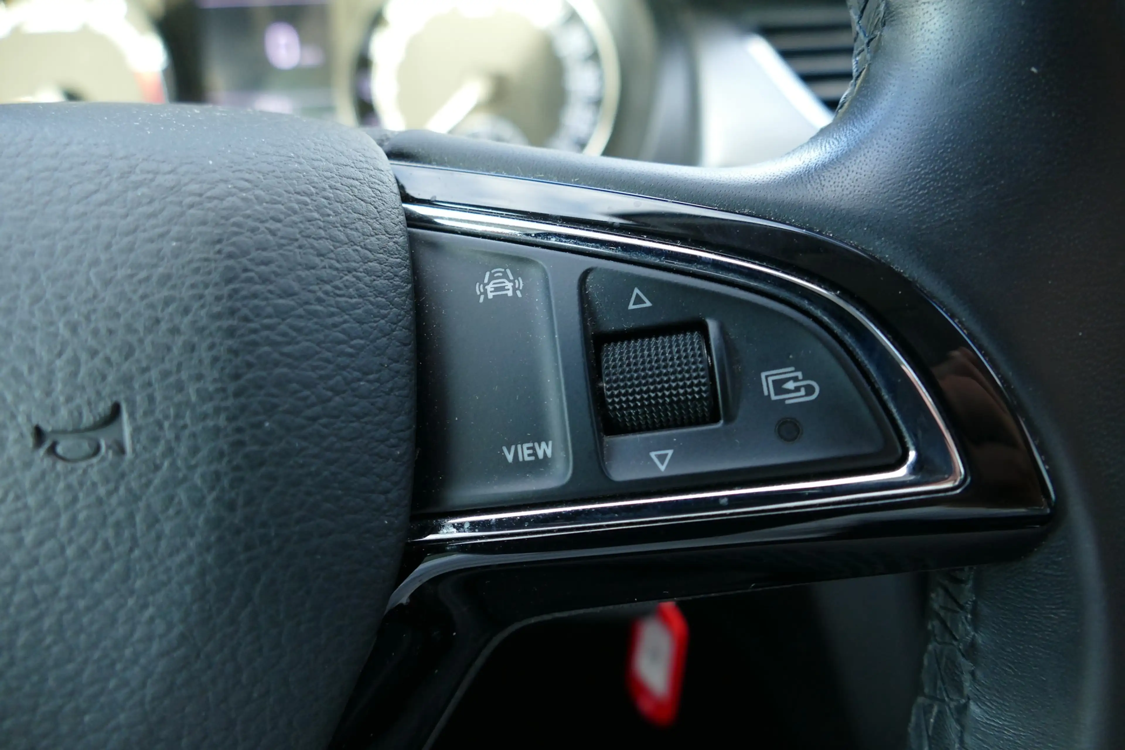 Skoda Rapid/Spaceback Rapid 1.0 Tempomat Sitzheizung Klima — photo 10