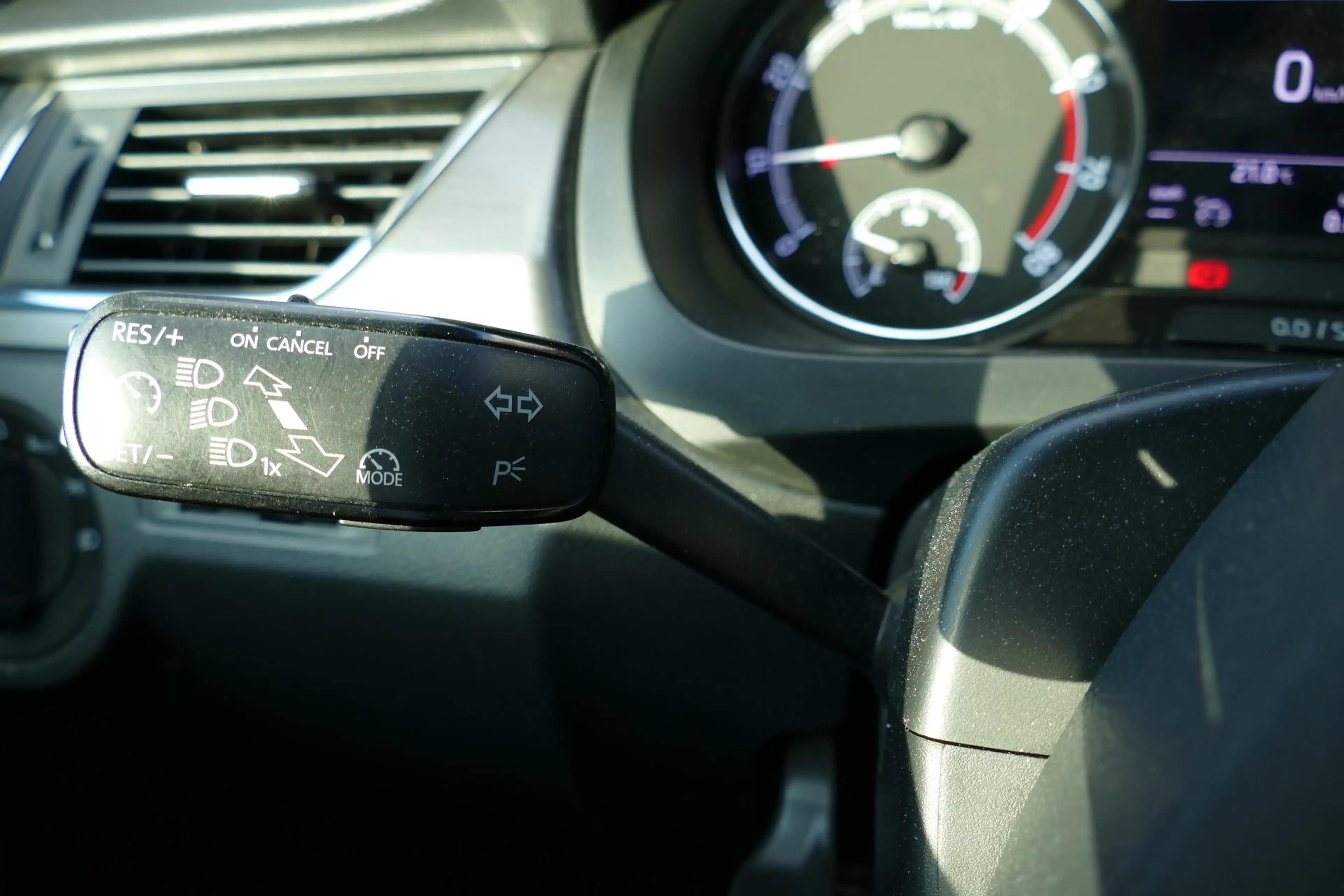Skoda Rapid/Spaceback Rapid 1.0 Tempomat Sitzheizung Klima — photo 11