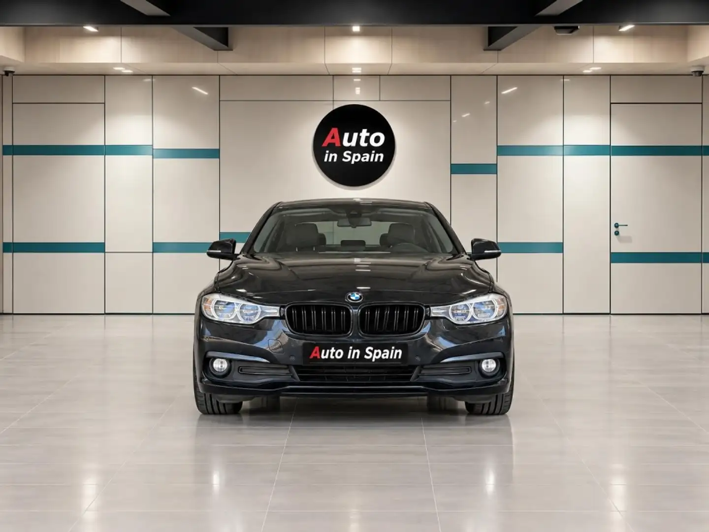BMW 318 318dA Touring Negro - 2
