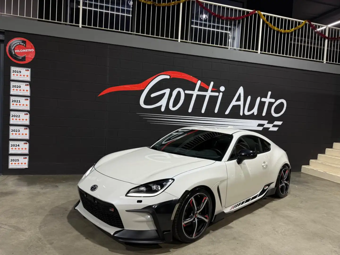 Toyota GR86 WHITE PERLA MILTEK PREMIUM SPORT Bianco - 1