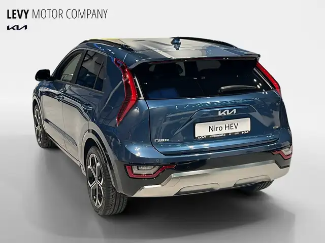 Kia Niro view 4