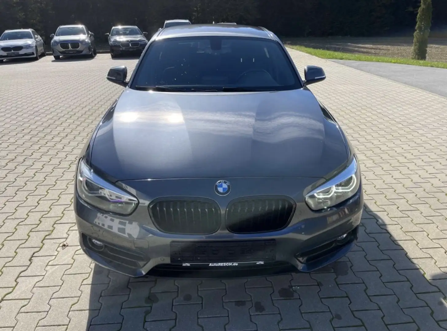 BMW 118 118 d Edition Sport Line Shadow Grau - 2