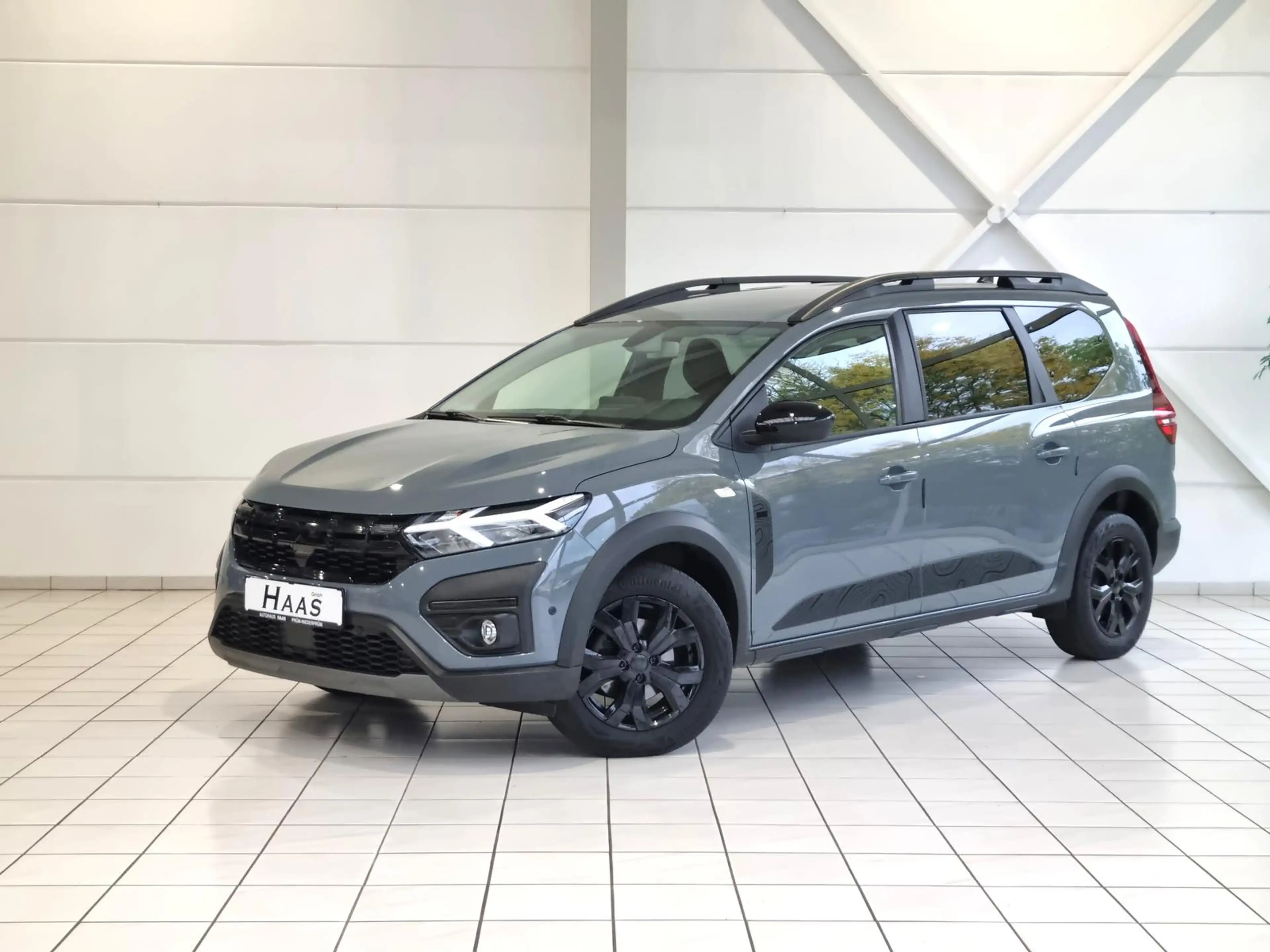 Dacia Jogger TCe 110 Extreme 7 Sitzer #Sitzheiz #R.Kam #Klimaau — photo 2