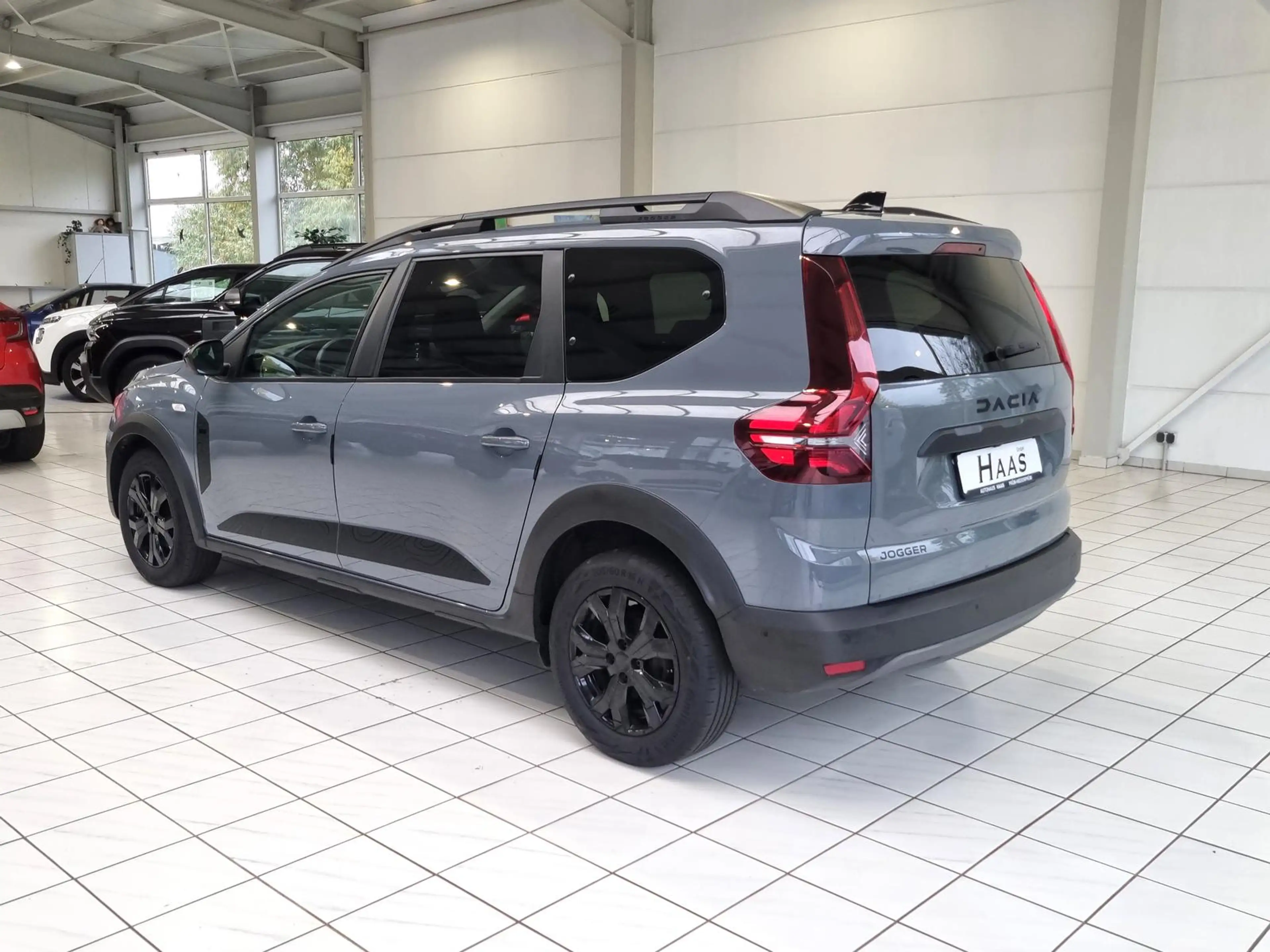 Dacia Jogger TCe 110 Extreme 7 Sitzer #Sitzheiz #R.Kam #Klimaau — photo 8