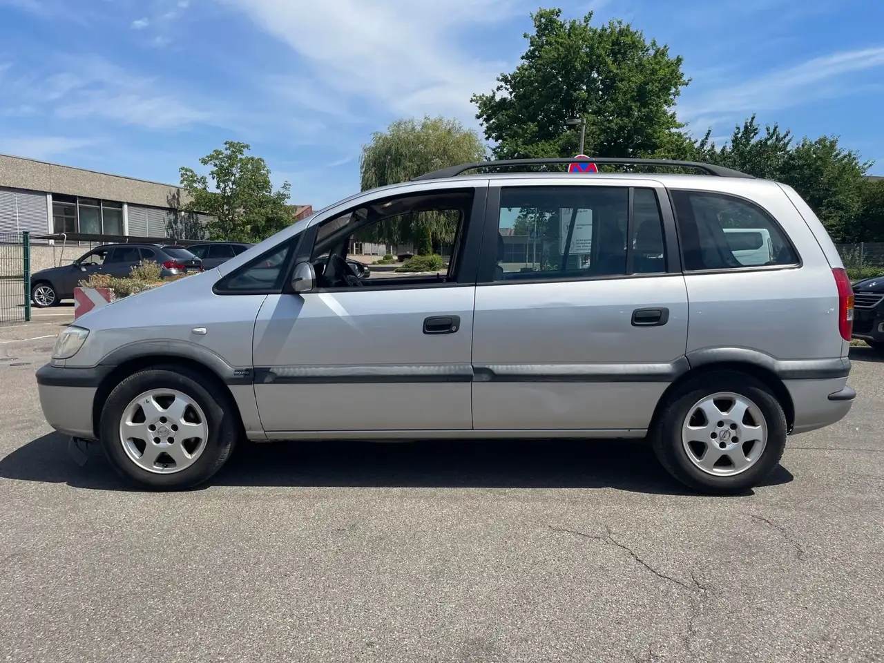 Opel Zafira 1.8 16V Elegance, foto 5