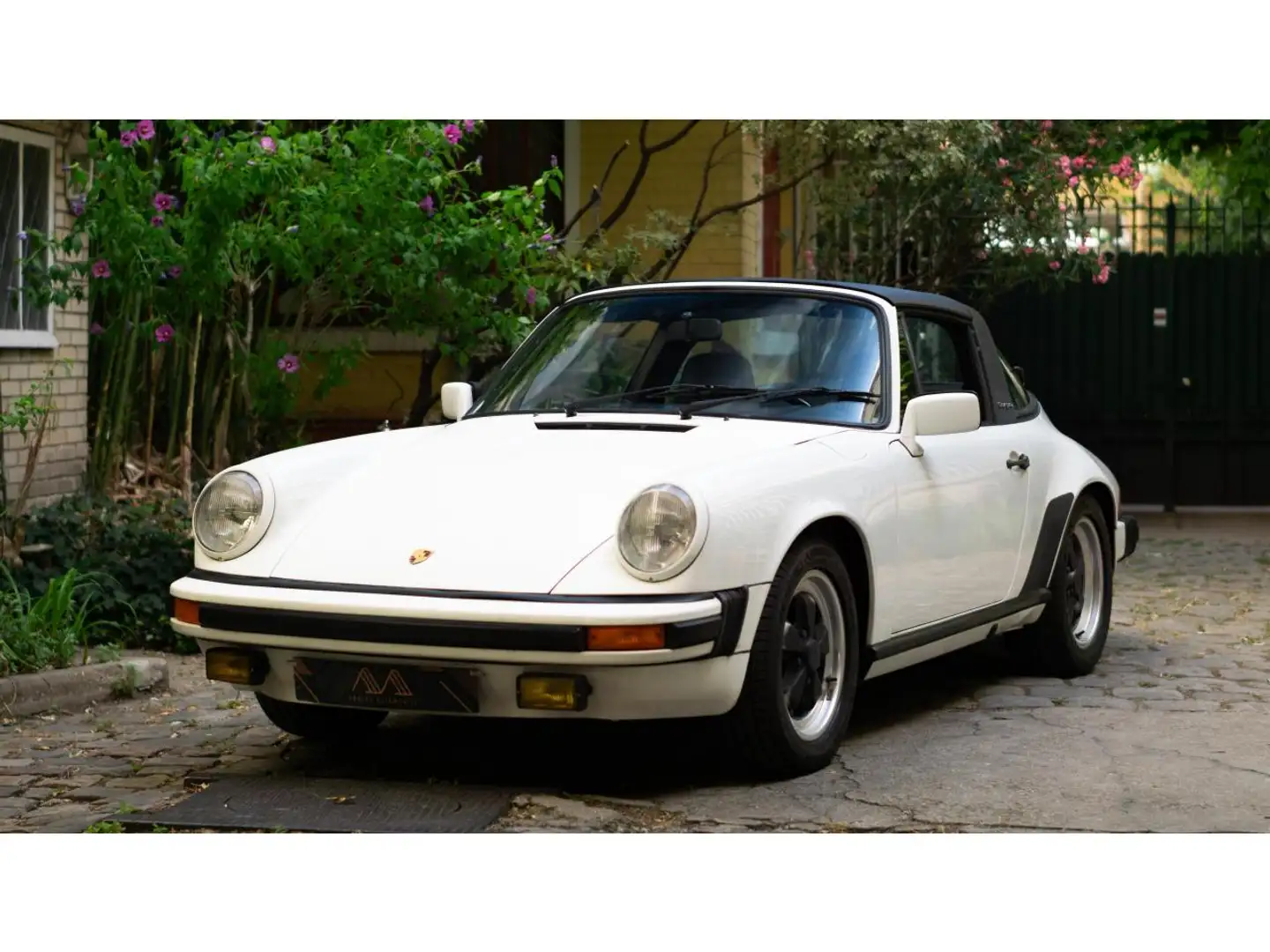 Porsche 911 Targa 3.0i - 188  TYPE G TARGA SC - 2