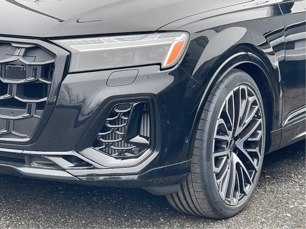 Audi SQ7 снимка Audi SQ7