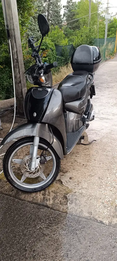 Aprilia Scarabeo Nero - 2