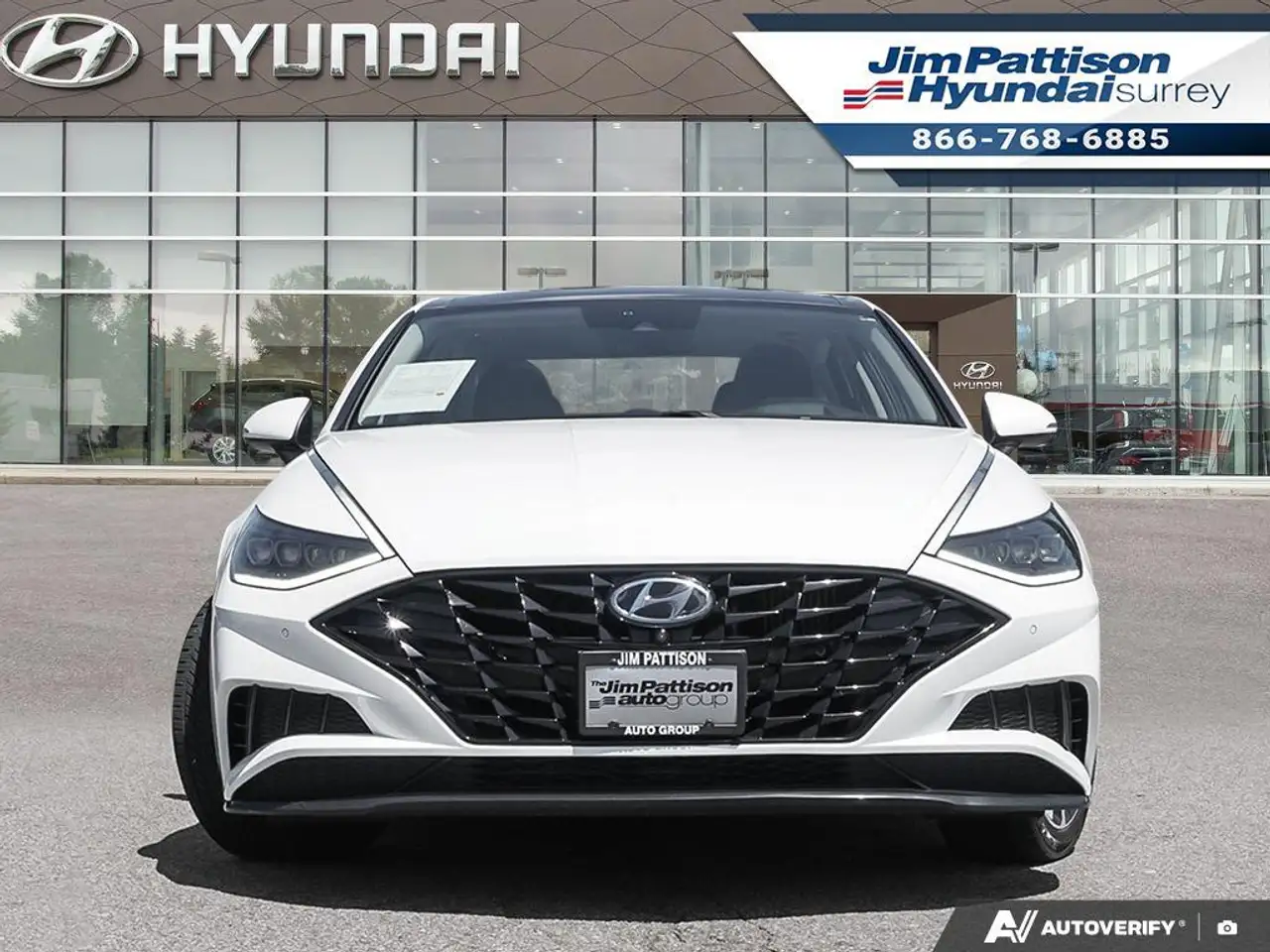 Hyundai SONATA снимка Hyundai SONATA