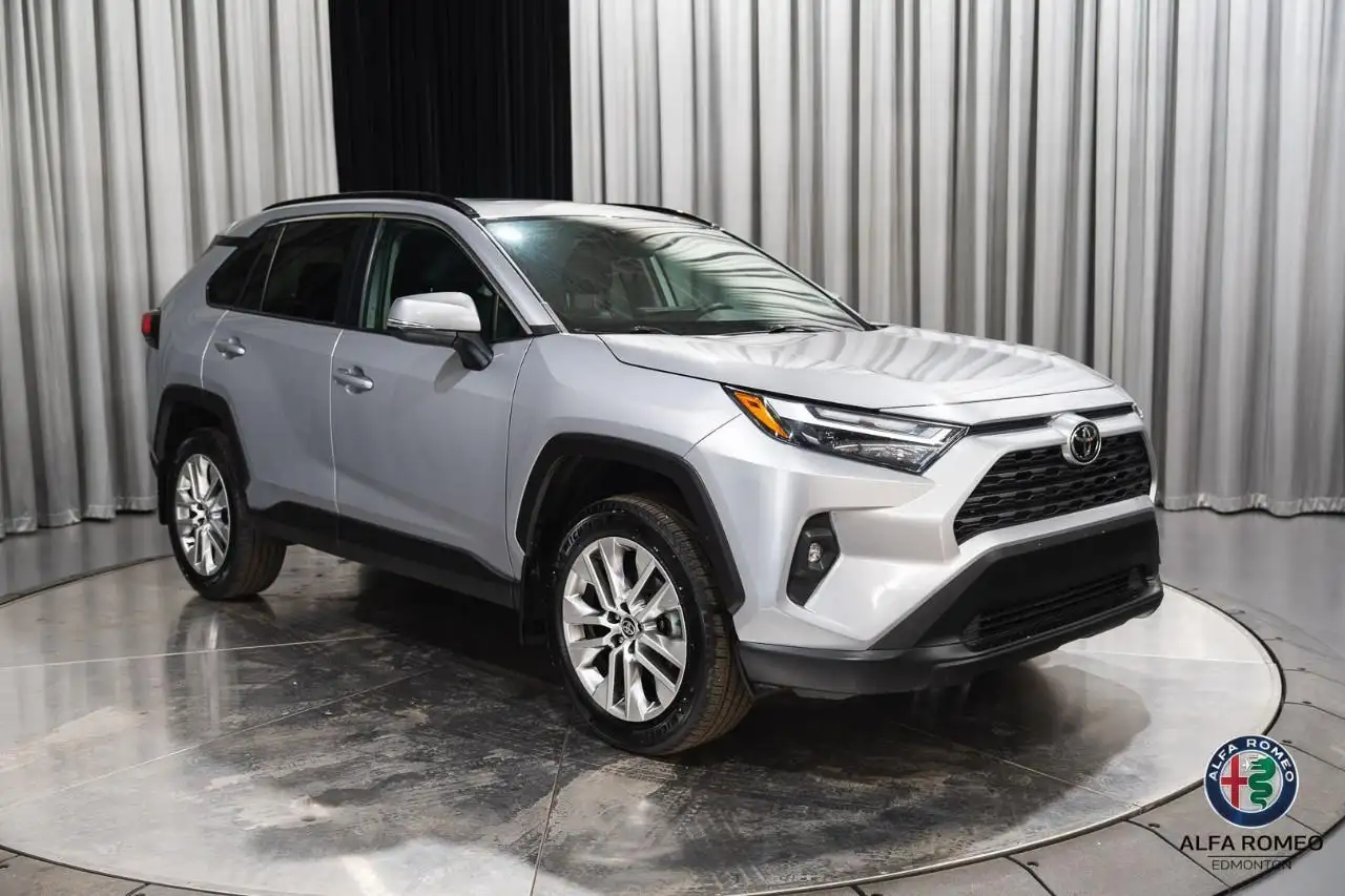 Toyota RAV 4 снимка Toyota RAV 4
