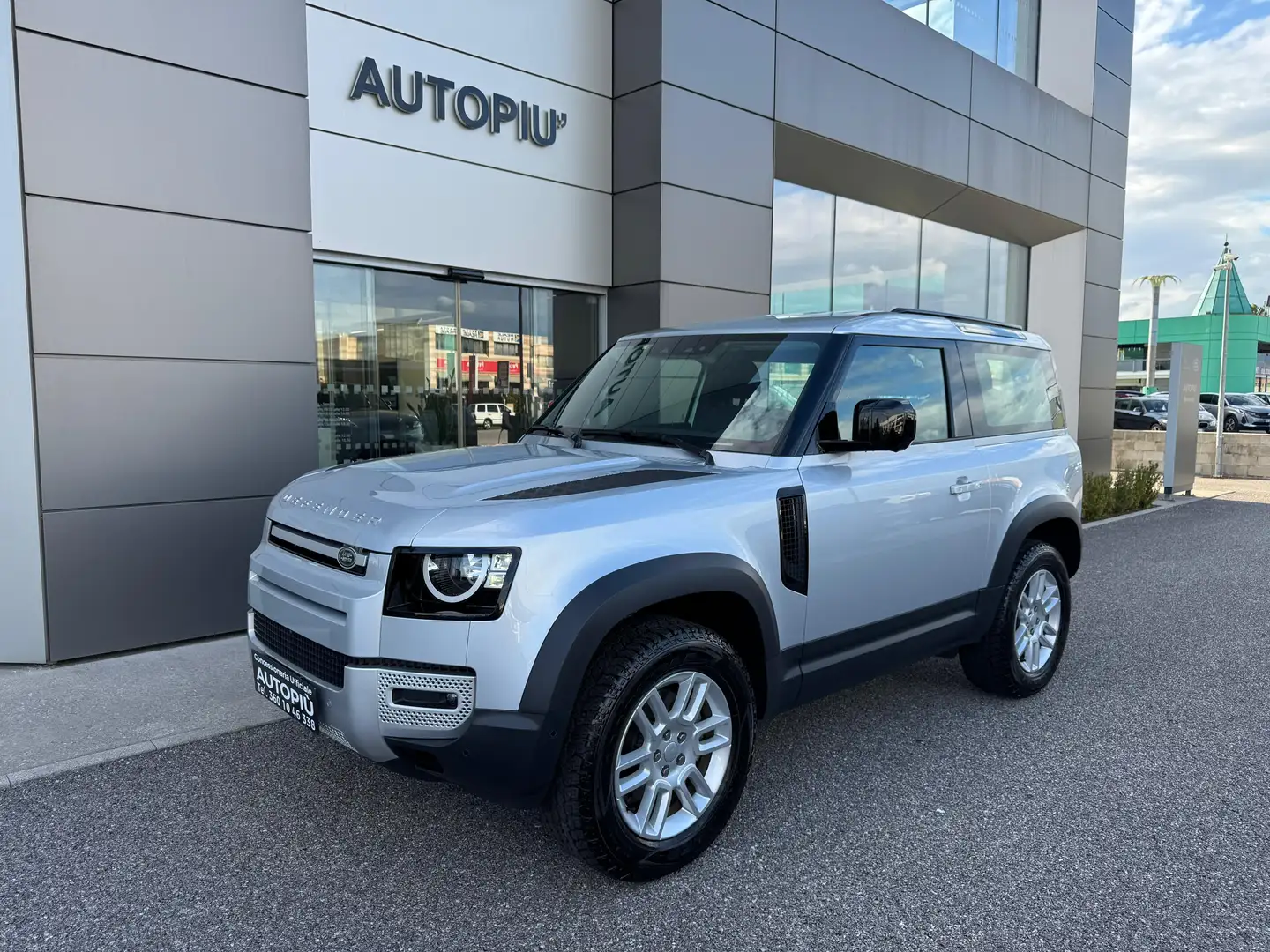 Land Rover Defender Defender 90 3.0d i6 mhev S awd 200cv auto Argento - 1