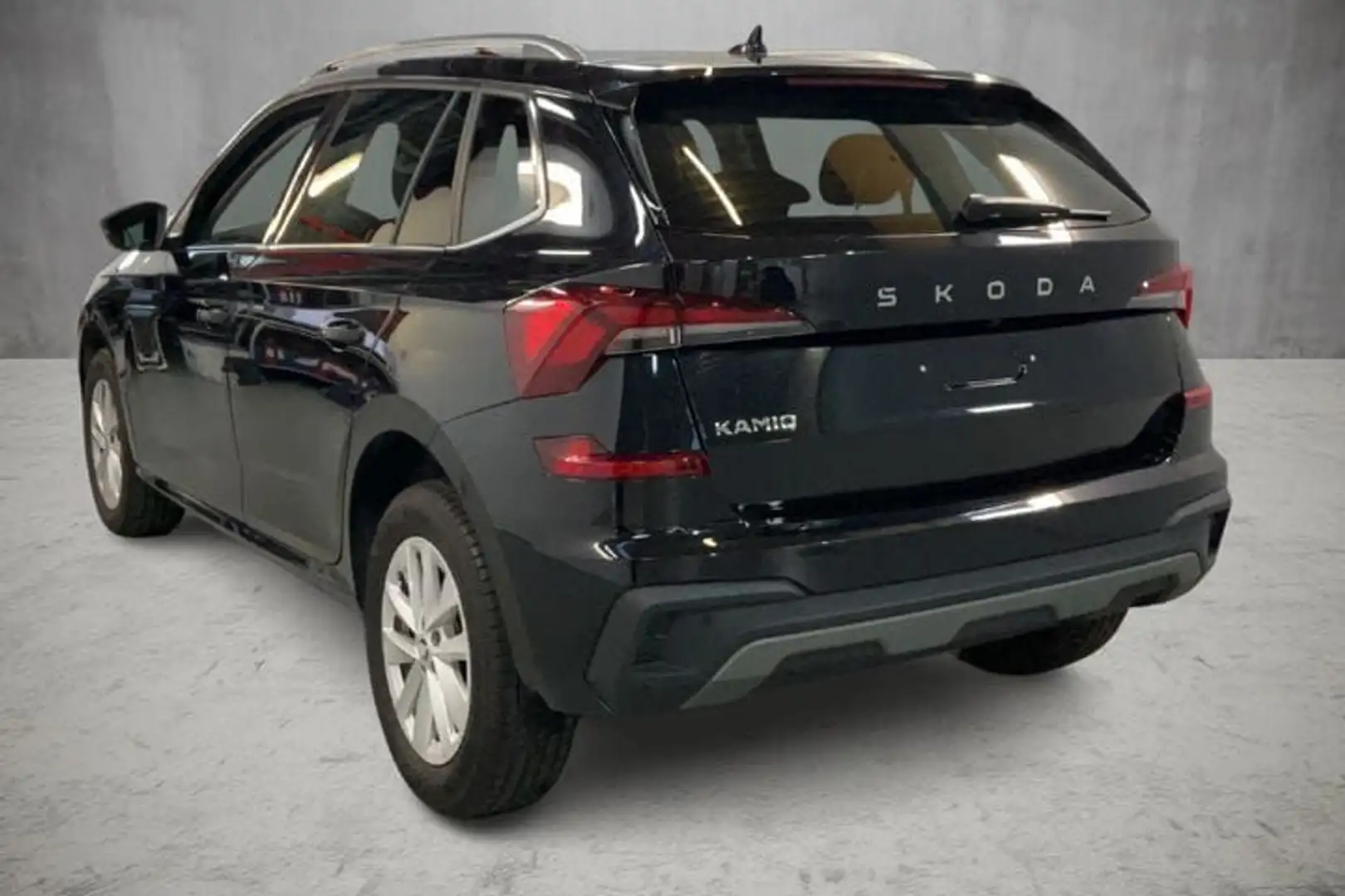 Skoda Kamiq Selection 1.0 TSI DSG ACC RFK S+LHZG Negru - 2