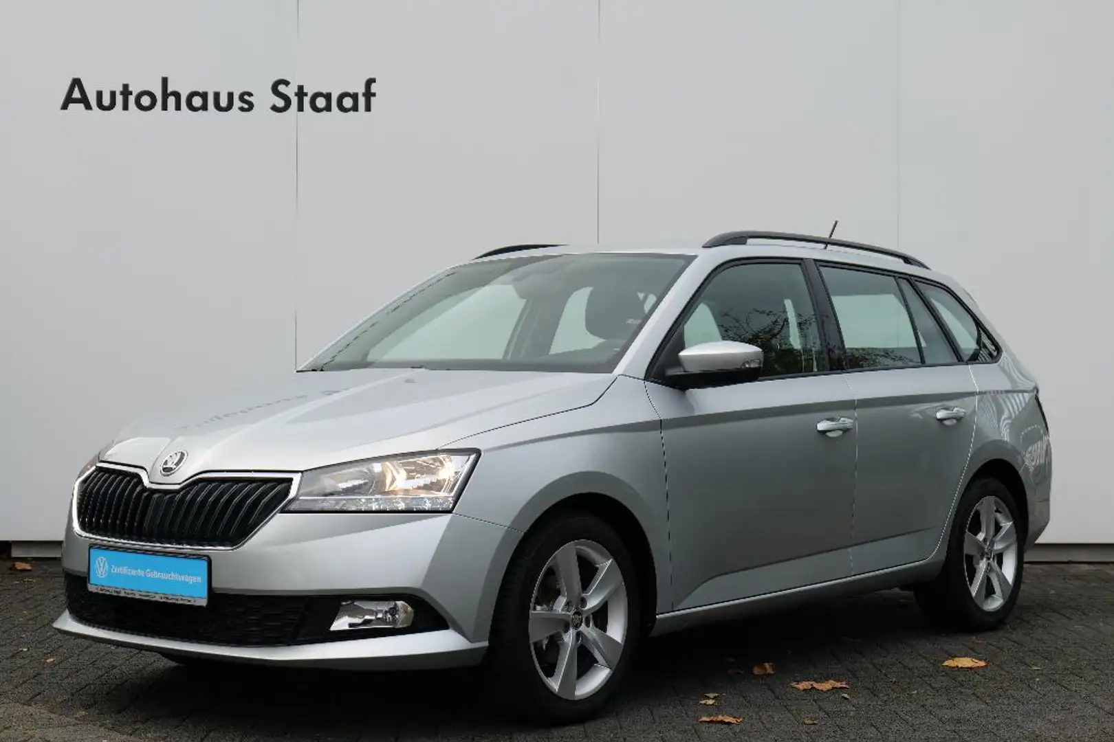 Skoda Fabia Active 1.0 TSI 95PS 5-Gang Silber - 2