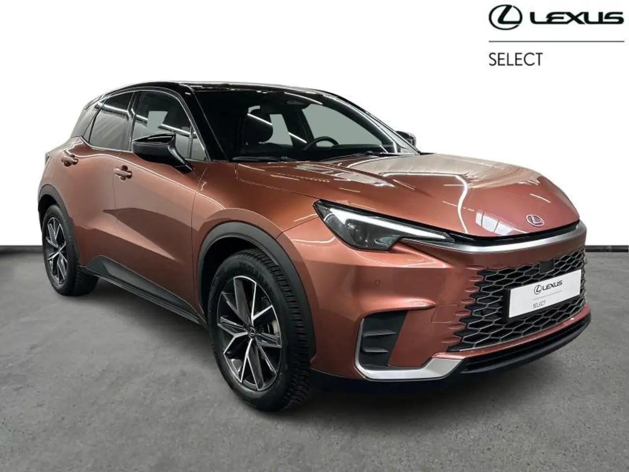 Lexus LBX 136hp HEV Cool BiTone carplay all seasons, миниатюра 16
