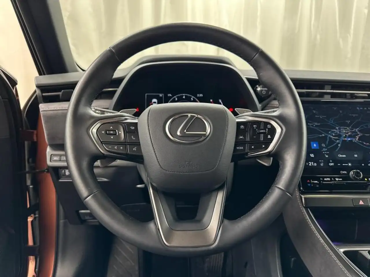 Lexus LBX 136hp HEV Cool BiTone carplay all seasons, миниатюра 23