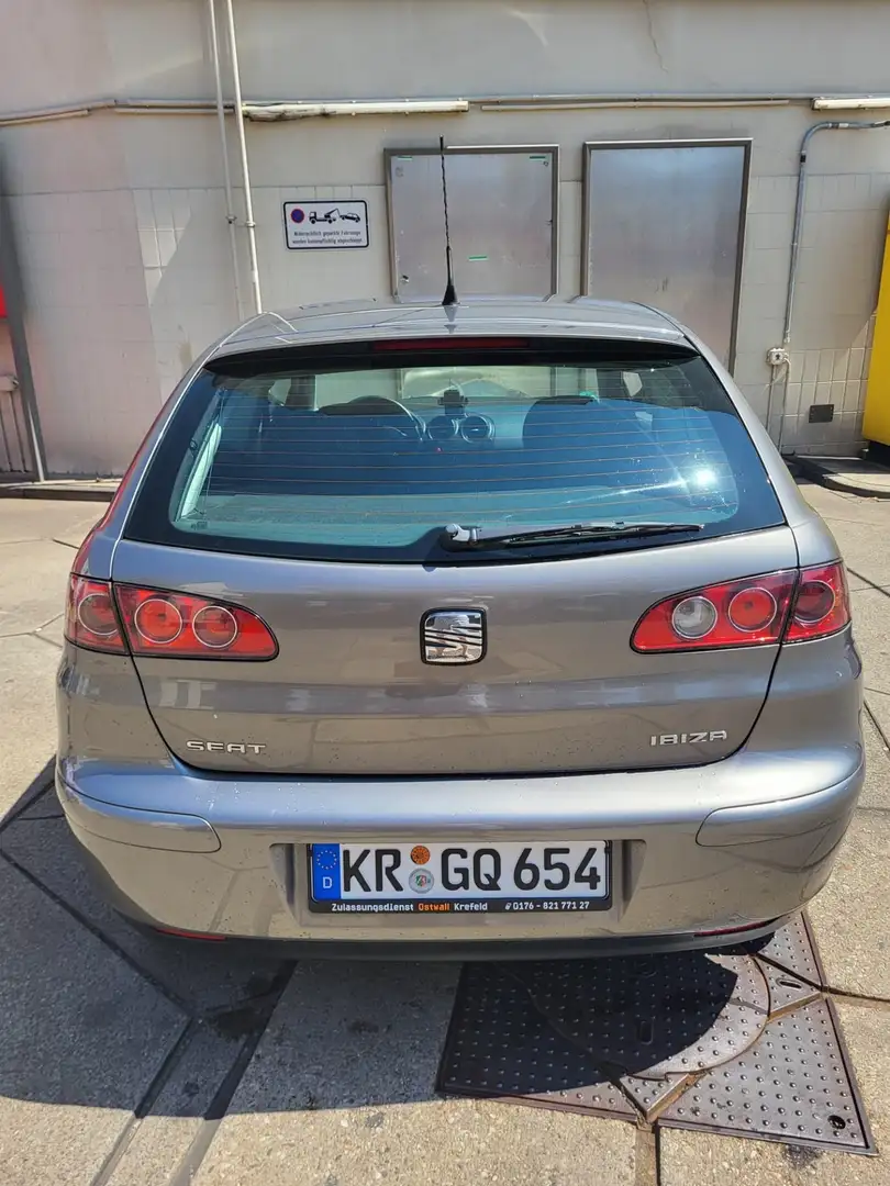 SEAT Ibiza 1.4 16V Comfort Edition - 1
