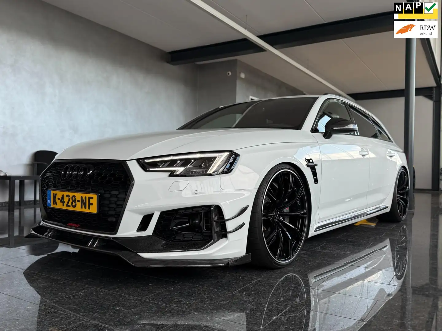 Audi A4 Avant 2.9 TFSI RS4-R ABT 550PK Quattro Pro Line Pl Weiß - 1