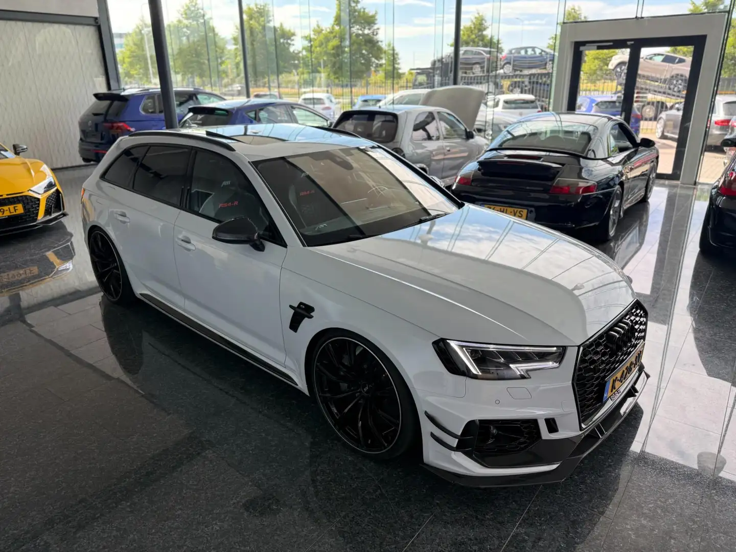 Audi A4 Avant 2.9 TFSI RS4-R ABT 550PK Quattro Pro Line Pl Weiß - 2