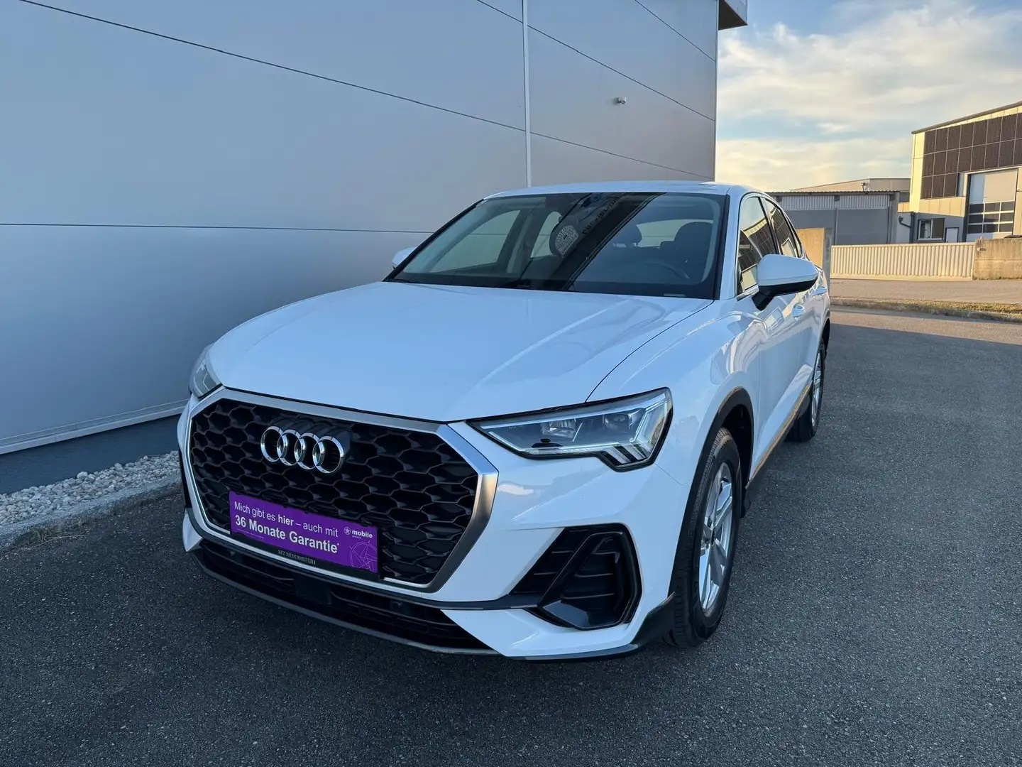 Audi Q3 Sportback 35 TDI S-tronic *GARANTIE*PICKERL NEU* Weiß - 2