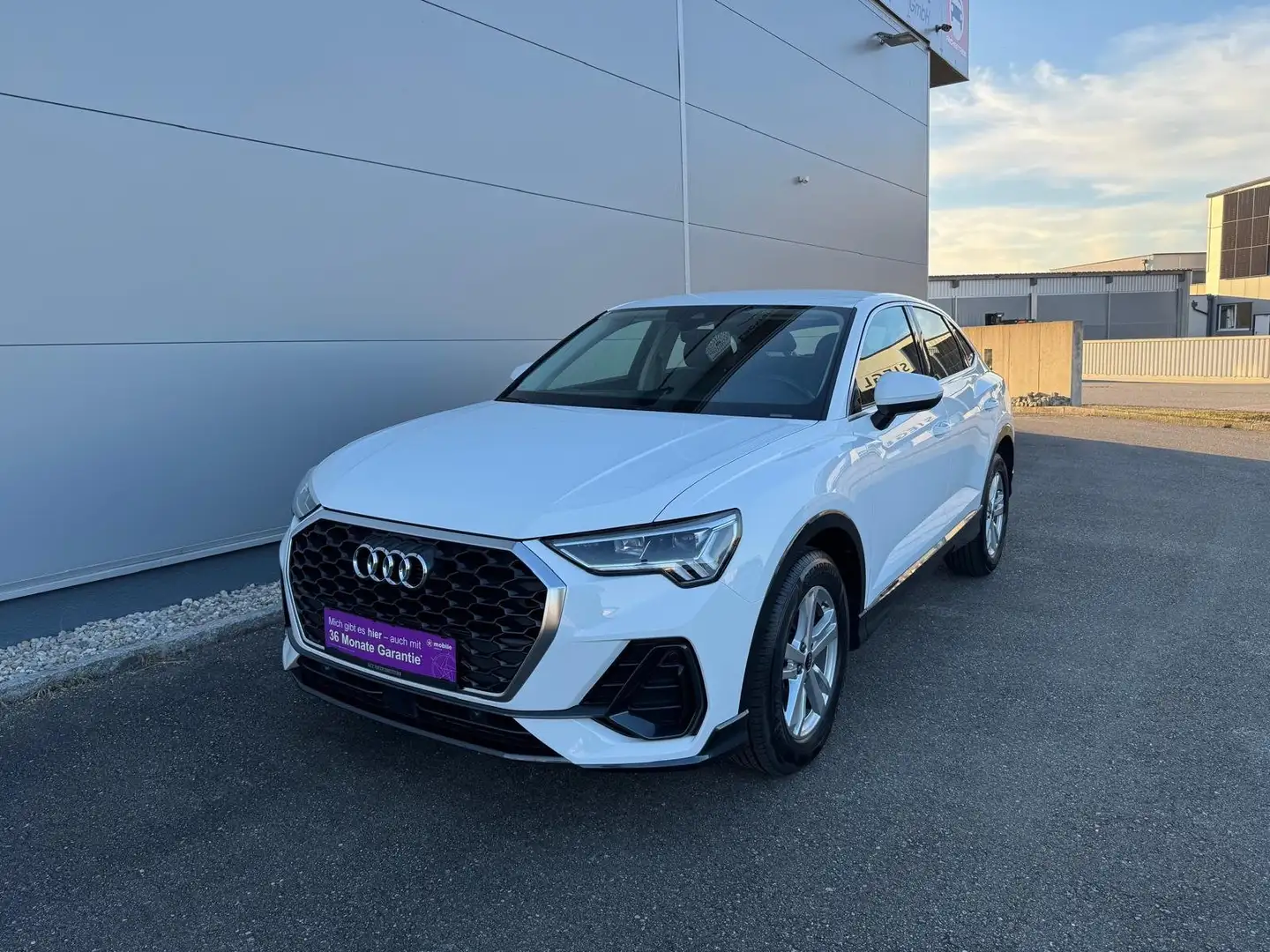 Audi Q3 Sportback 35 TDI S-tronic *GARANTIE*PICKERL NEU* Weiß - 1