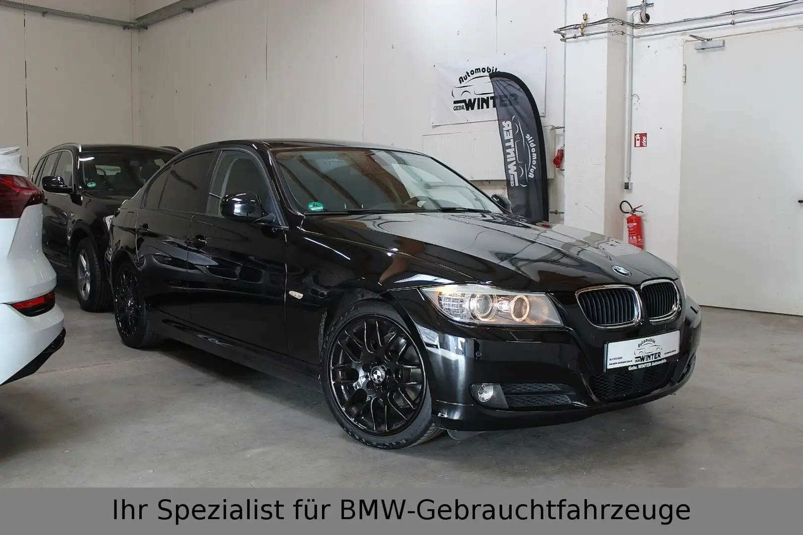 BMW 320 i Facelift*Steuerkette Neu*2. Hand*Navi Noir - 1