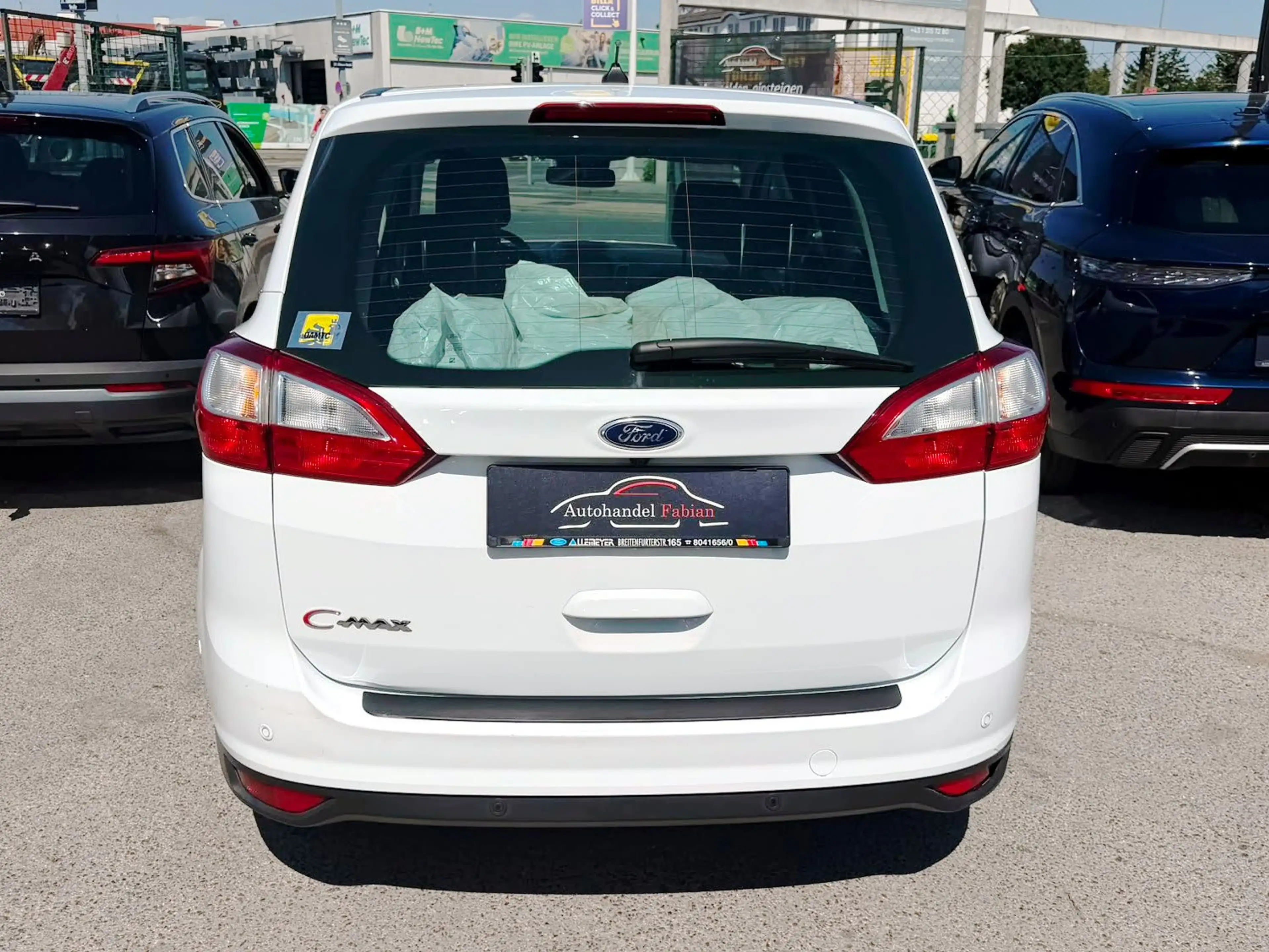 Ford Grand C-Max Titanium 1,5 150PS ParkhilfeVorn Sitzheiz Tempomat — photo 4