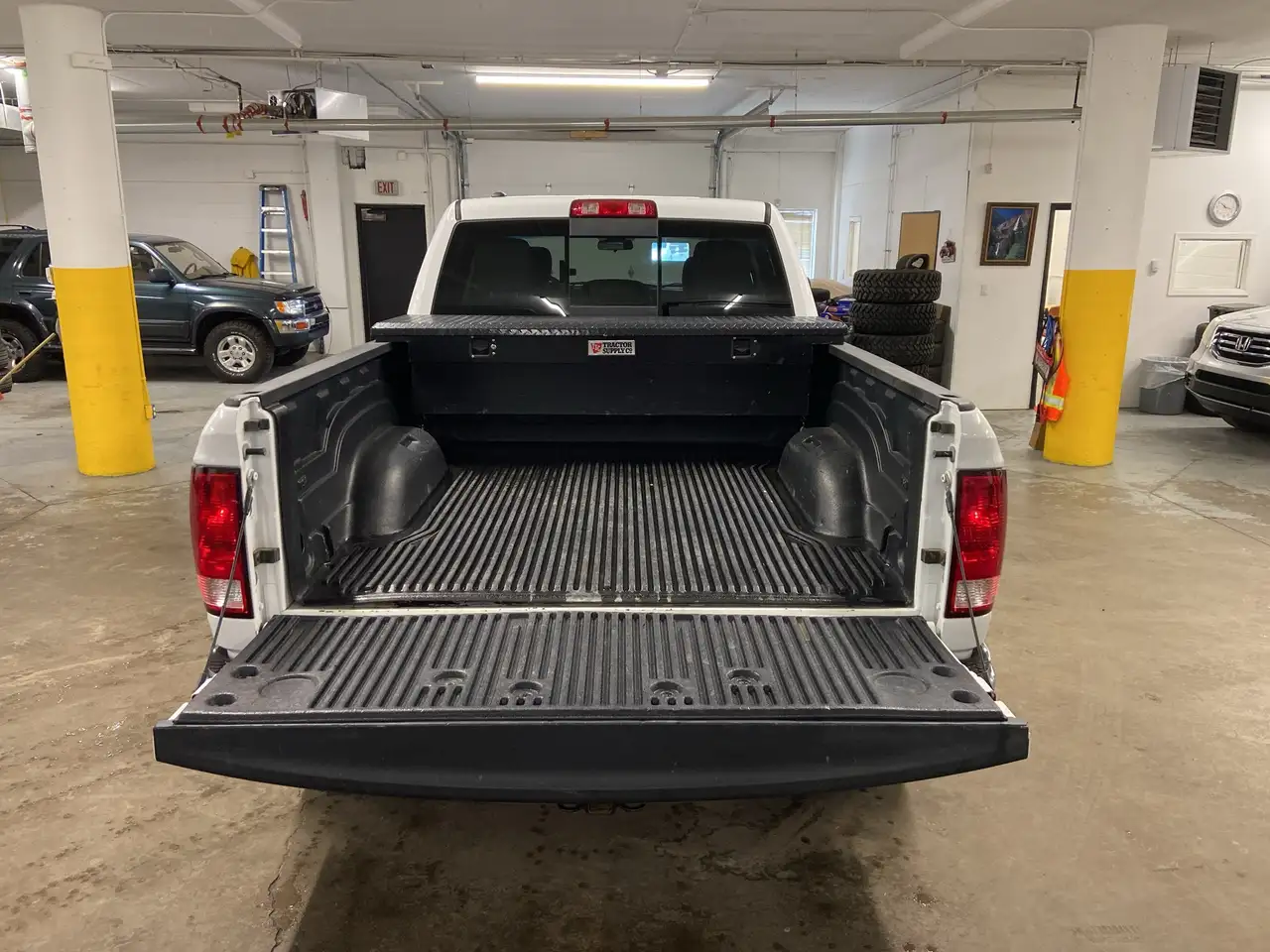 RAM 1500 снимка RAM 1500