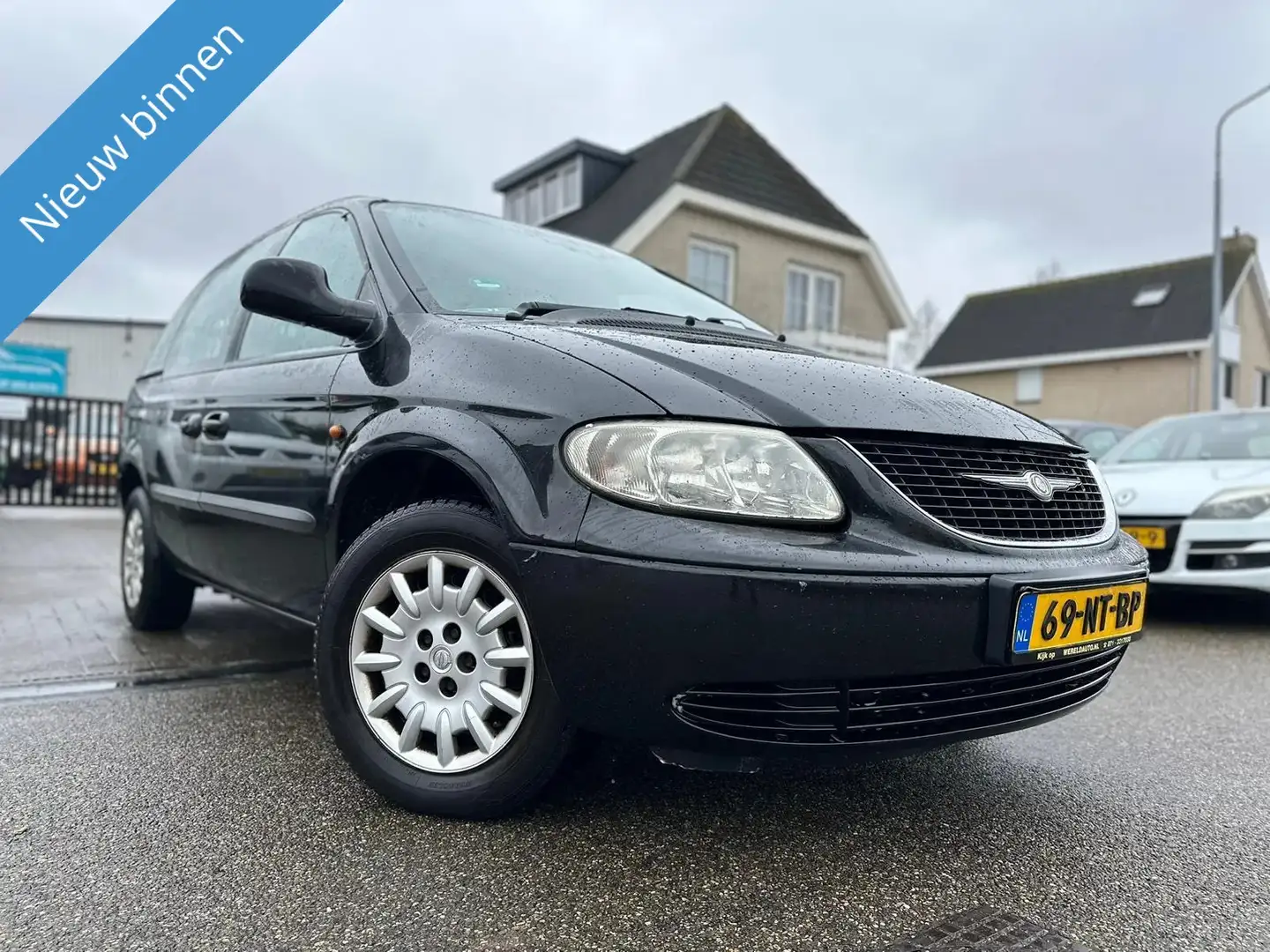 Chrysler Grand Voyager 3.3i V6 SE Luxe 7 persoon Czarny - 1