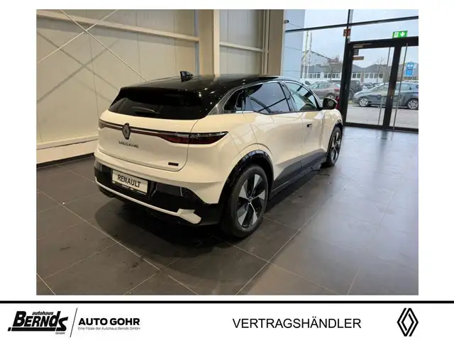 Renault Megane E-Tech view 4