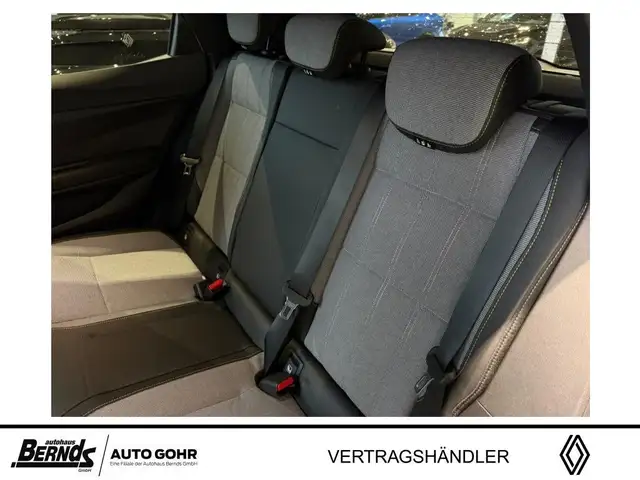 Renault Megane E-Tech view 9