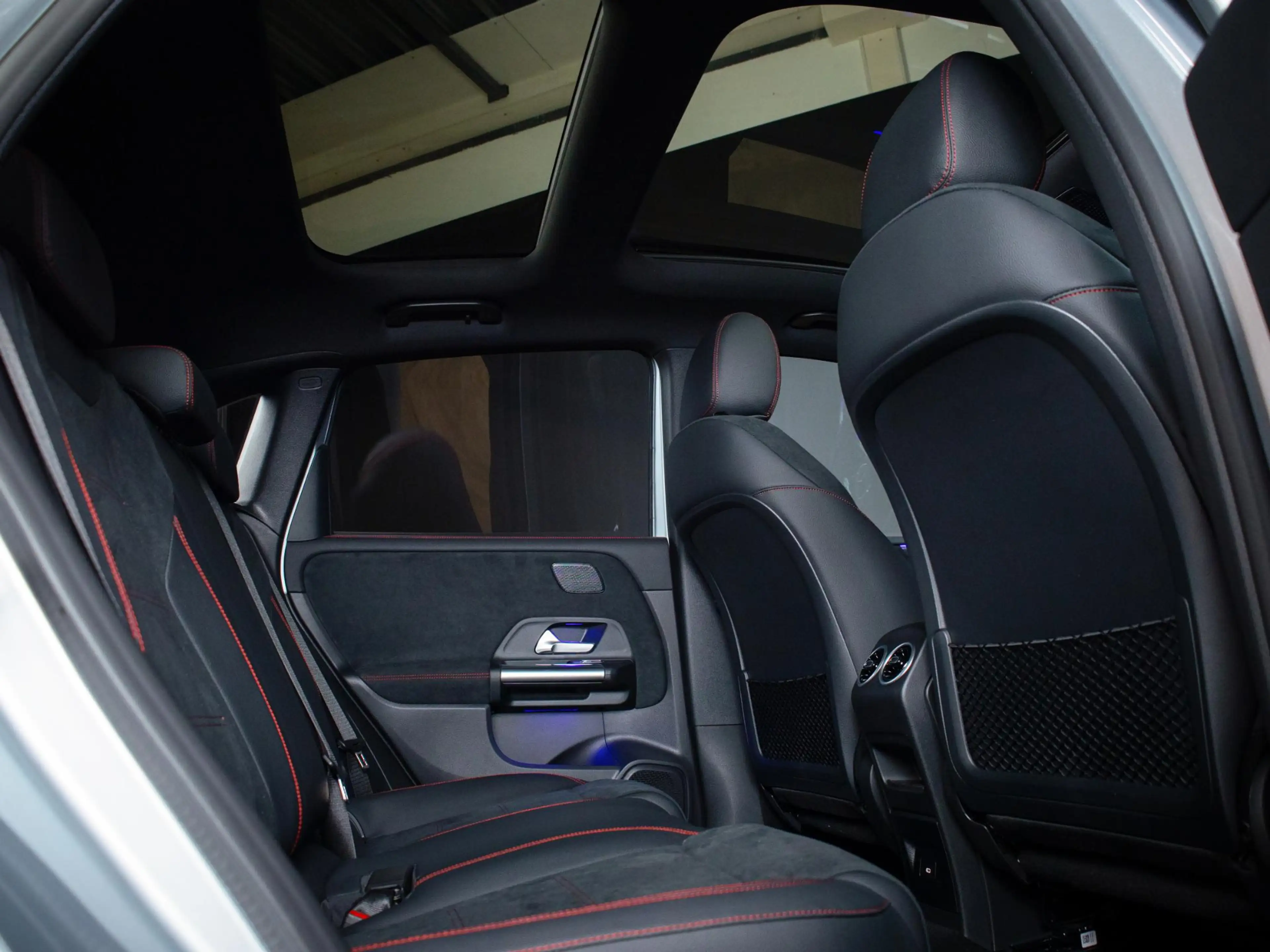 Mercedes-Benz B 250 e Business Solution AMG Premium PLUS | Panorama da — photo 15