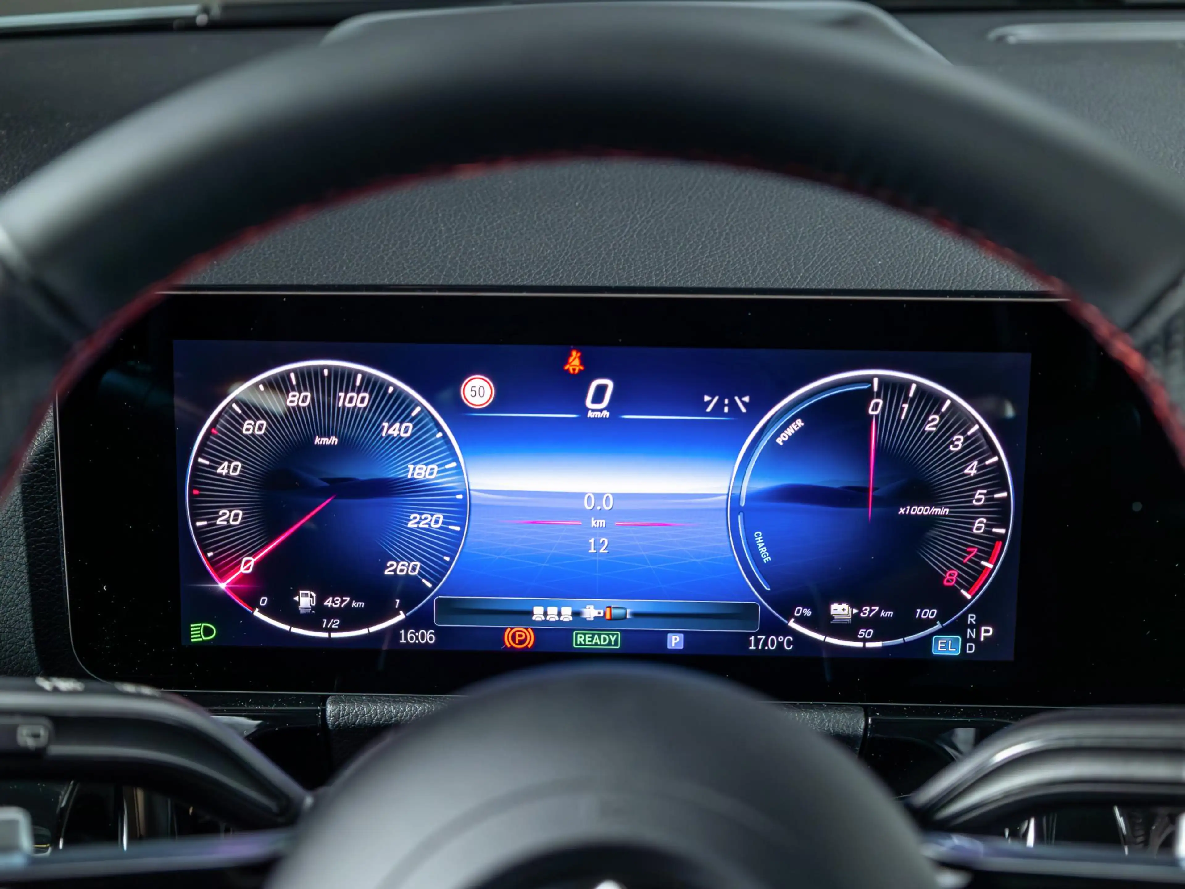 Mercedes-Benz B 250 e Business Solution AMG Premium PLUS | Panorama da — photo 11